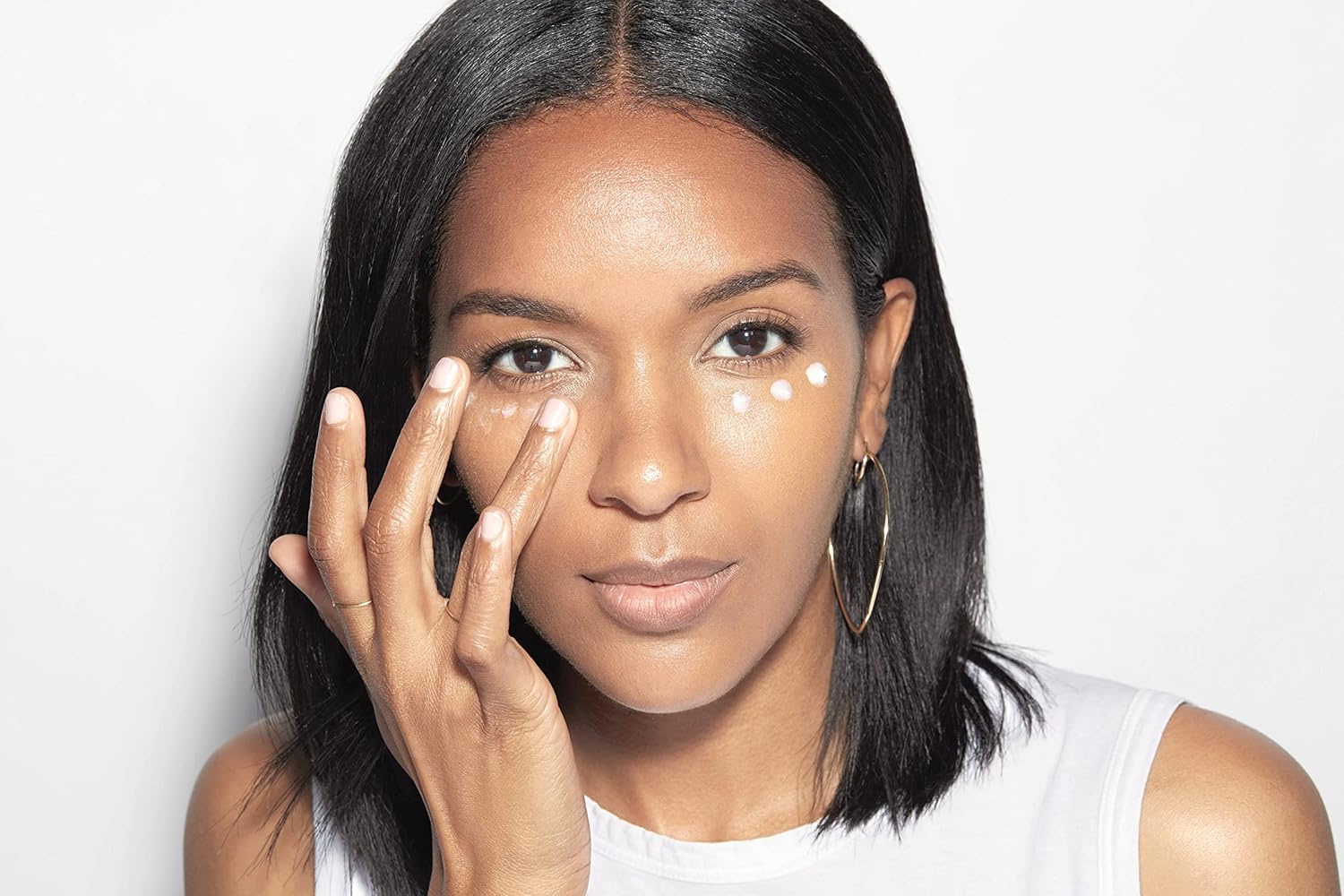 Honest Beauty Depuff Eye Cream with Vitamin C + Daisy Flower Extract | EWG Certified + Dermatologist Tested & Vegan + Cruelty free | 0.5 fl. oz. : Beauty & Personal Care