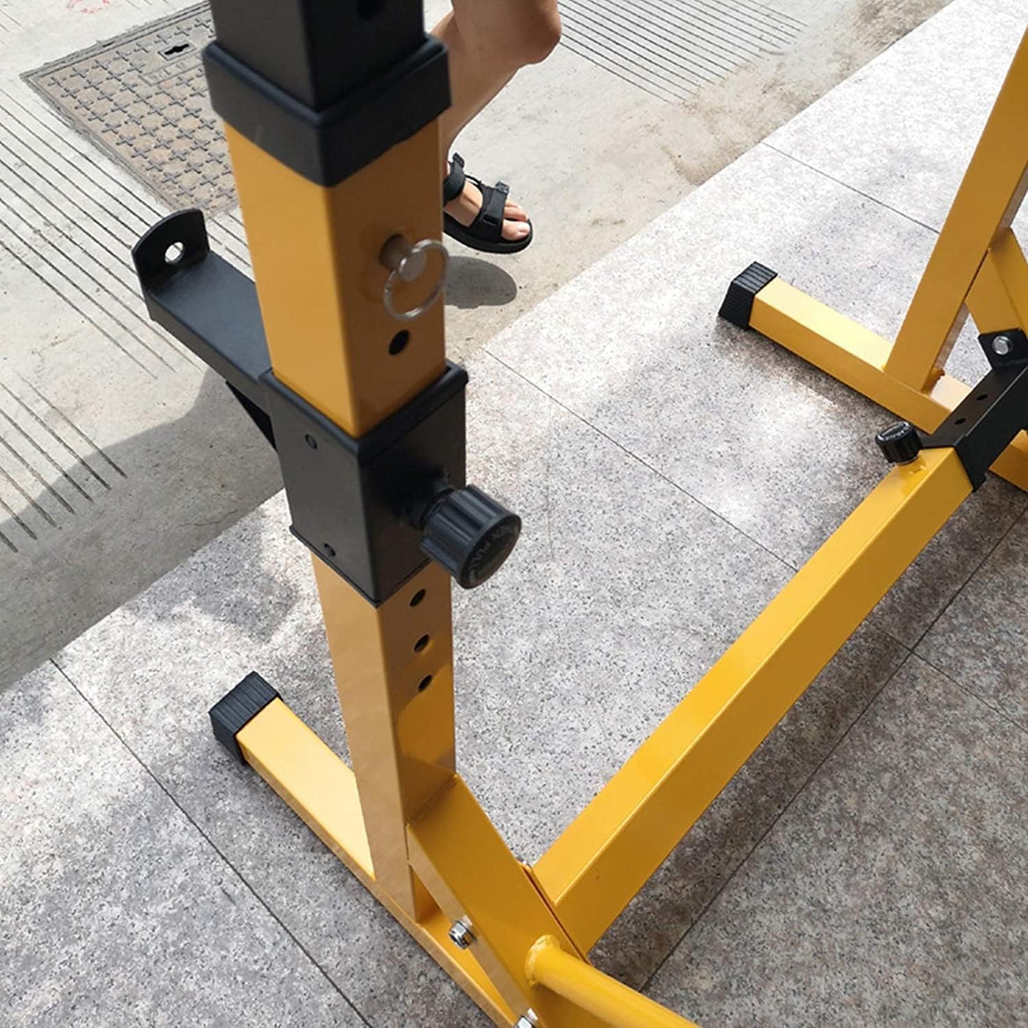 Professional Squat Rack Strength Training Equipment Home Sports Squat Barbell Free Bench Press Stands Home Gym Squat Rack Stand Bench Press Adjustable, White