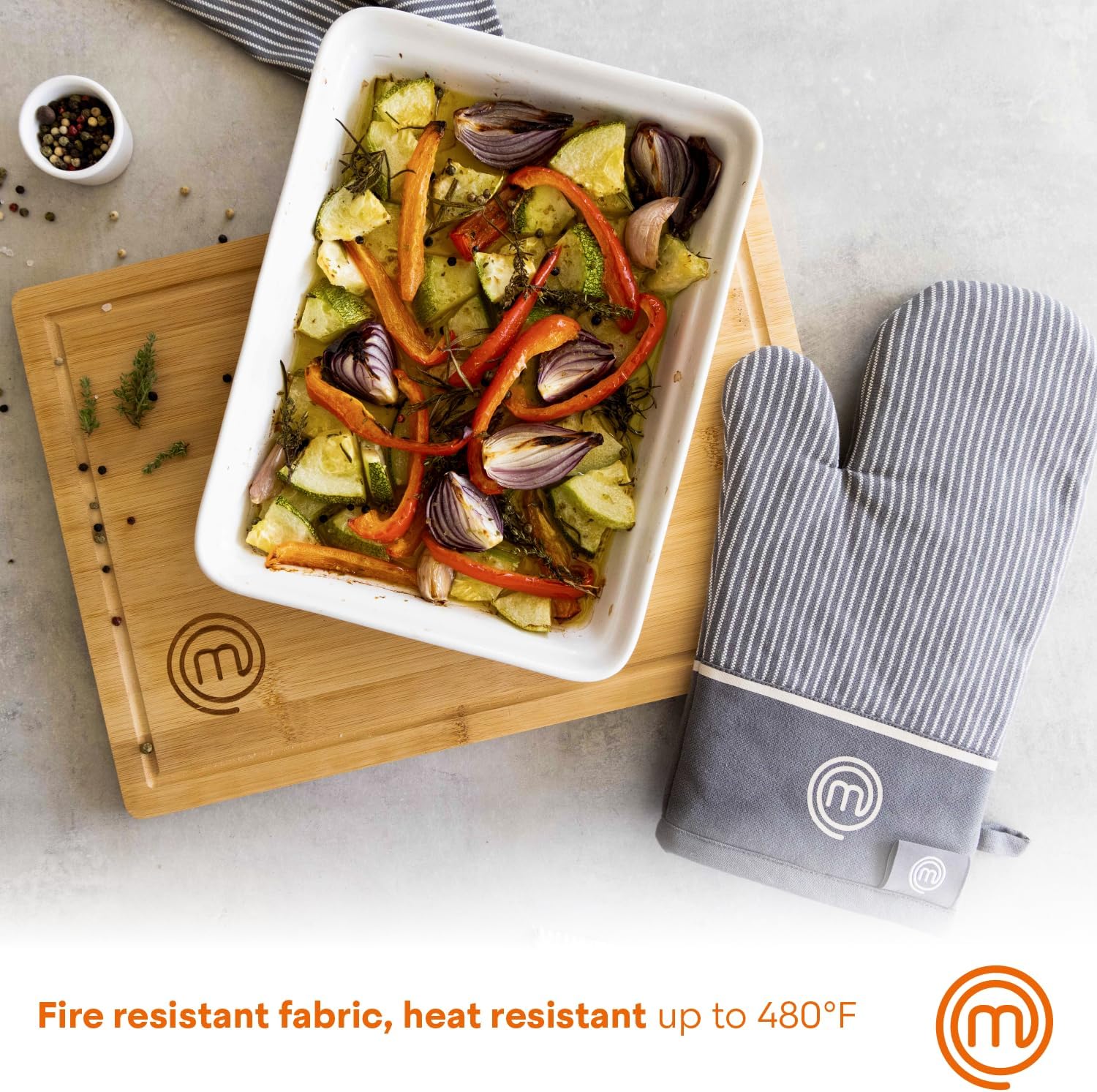 MasterChef Oven Mitts Heat Resistant, Set of 2 Baking Gloves, Machine Washable Cotton Kitchen Mittens for Stove Cooking & BBQ Grilling, Hot Proof Pot Holders, One Size Fits All, Earth Grey