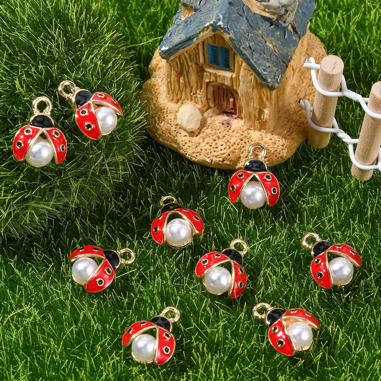 LiQunSweet 100 Pcs Enamel Ladybug Charms Mini Flying Animal Ladybirds Beetle Insect Charm with Faux Pearl Bulk for Jewelry Making DIY Findings