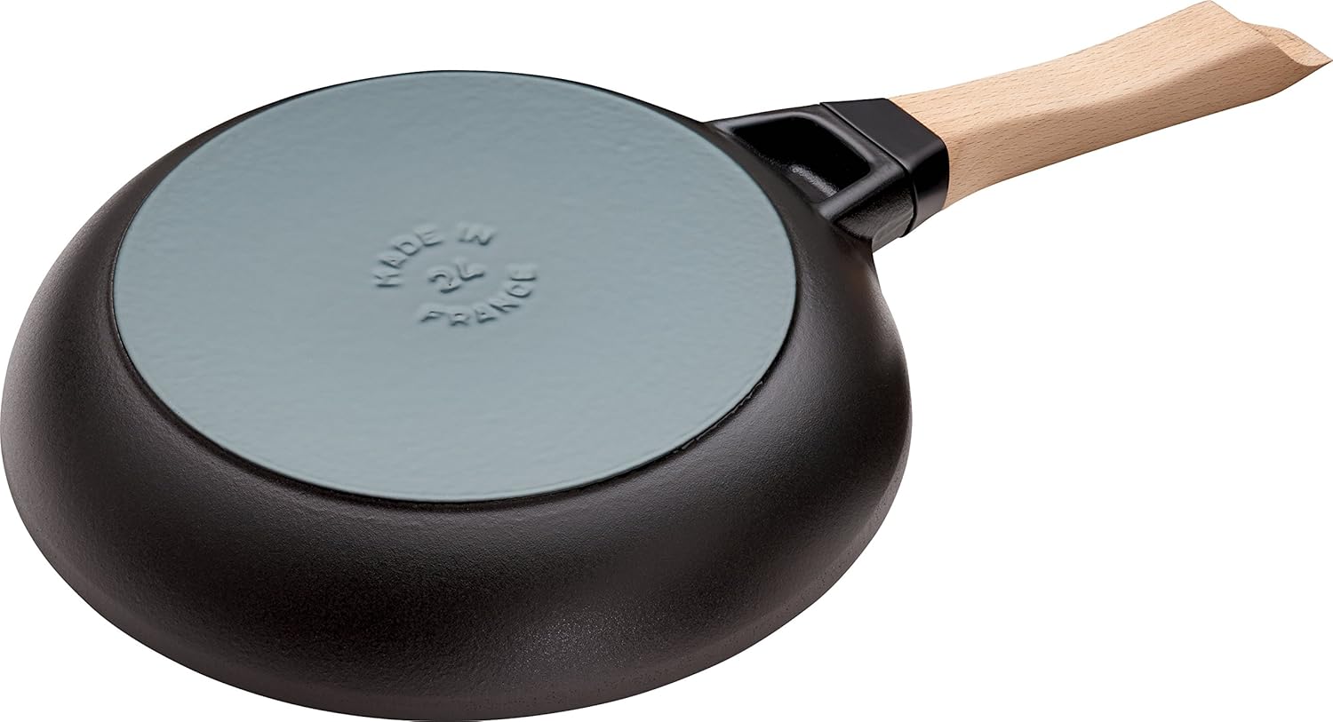 Staub 1005022 Cast Iron Pan with Wooden Handle, Suitable for Induction, 24 cm, Black