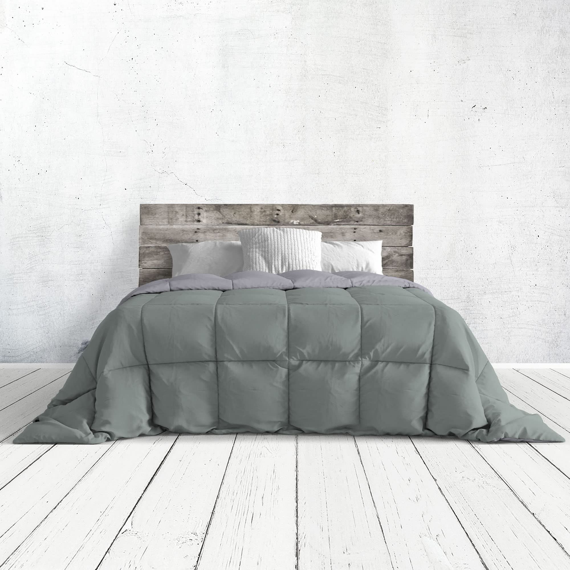 Italian Bed Linen Romantic Summer Quilt, Plain, Romantic, Grey/Silver, 260 x 260 cm