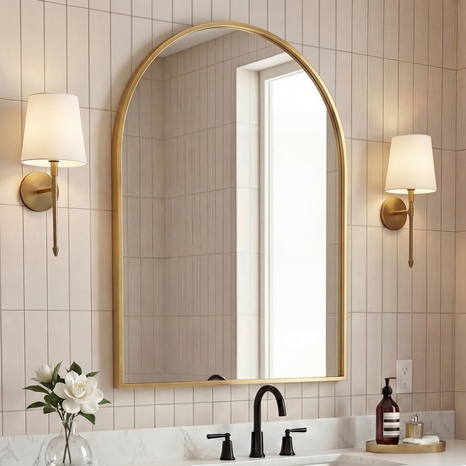 JONATHAN Y Elodie 28" x 40" Gold Arched Wall Mounted Mirror with Aluminum Frame for Bathroom Vanity Bedroom and Entryway Modern Decorative Home Decor MIR209C