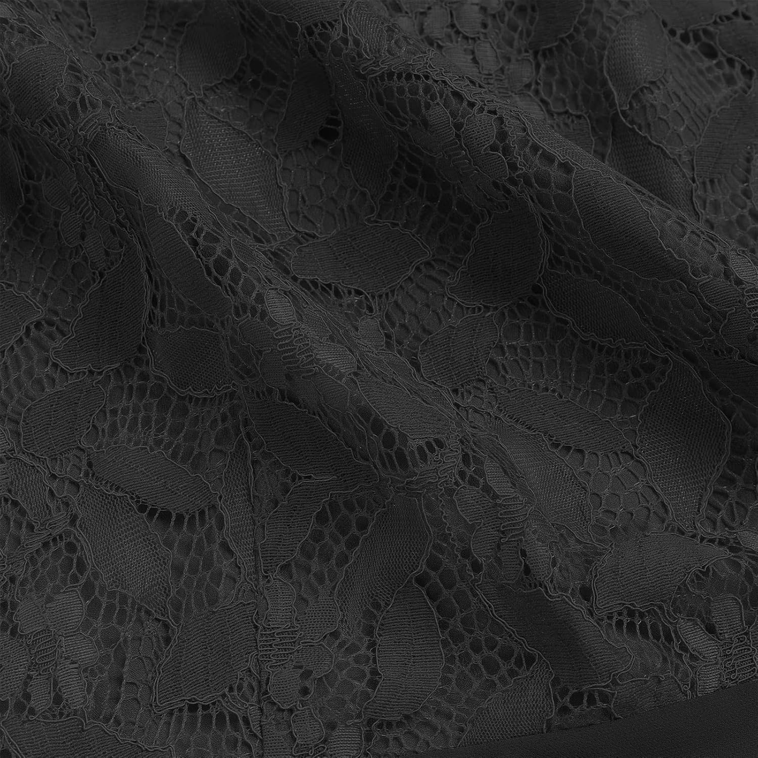 Women Halter Neck Floral Lace Chiffon Bridesmaid Dress Wedding Guest A Line Semi Formal Cocktail Swing Party Dress Illusion Sweetheart Short Vintage Casual Evening Prom Homecoming Dress Black-Cutout S - Image 4