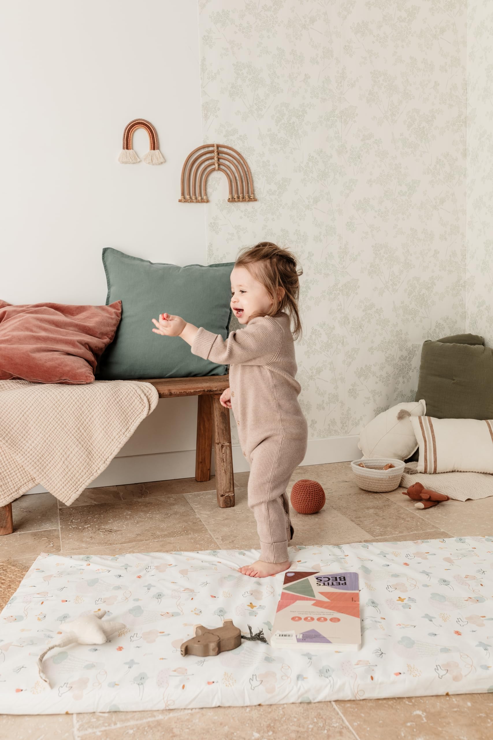 Tinéo - Matelas Bébé De Voyage 60x120x4cm - Dessous Polychlorure De Vinyle - Utilisation Intérieur et Extérieur - Déhoussable - Enroulable - Transportable (Balloons)