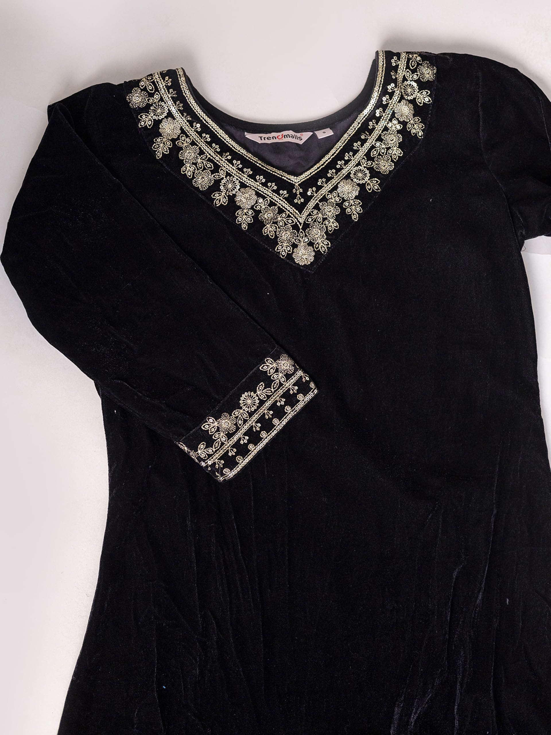 TRENDMALLS Damen Samt Stickerei Salwar Anzug Set A Linie Kurta Hose mit Dupatta Schwarz Kurta Set für Frauen