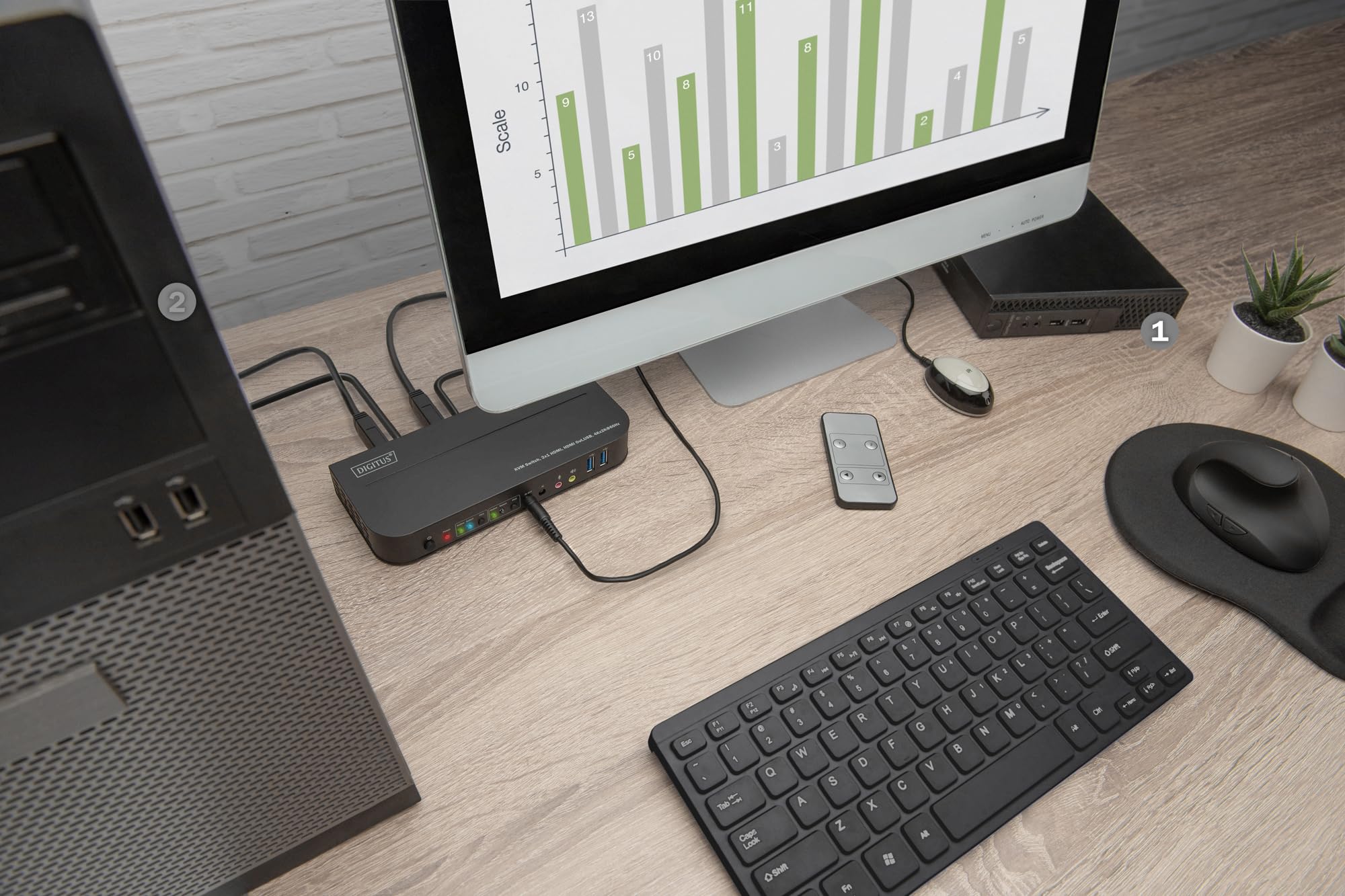 DIGITUS Commutateur KVM HDMI – 2 ports, affichage unique – 2 PC, 1 moniteur – 1 souris, clavier et audio pour 2 ordinateurs – UHD 4K 60Hz (4096 x 2160p) – 2 hubs USB 3.0 – Noir