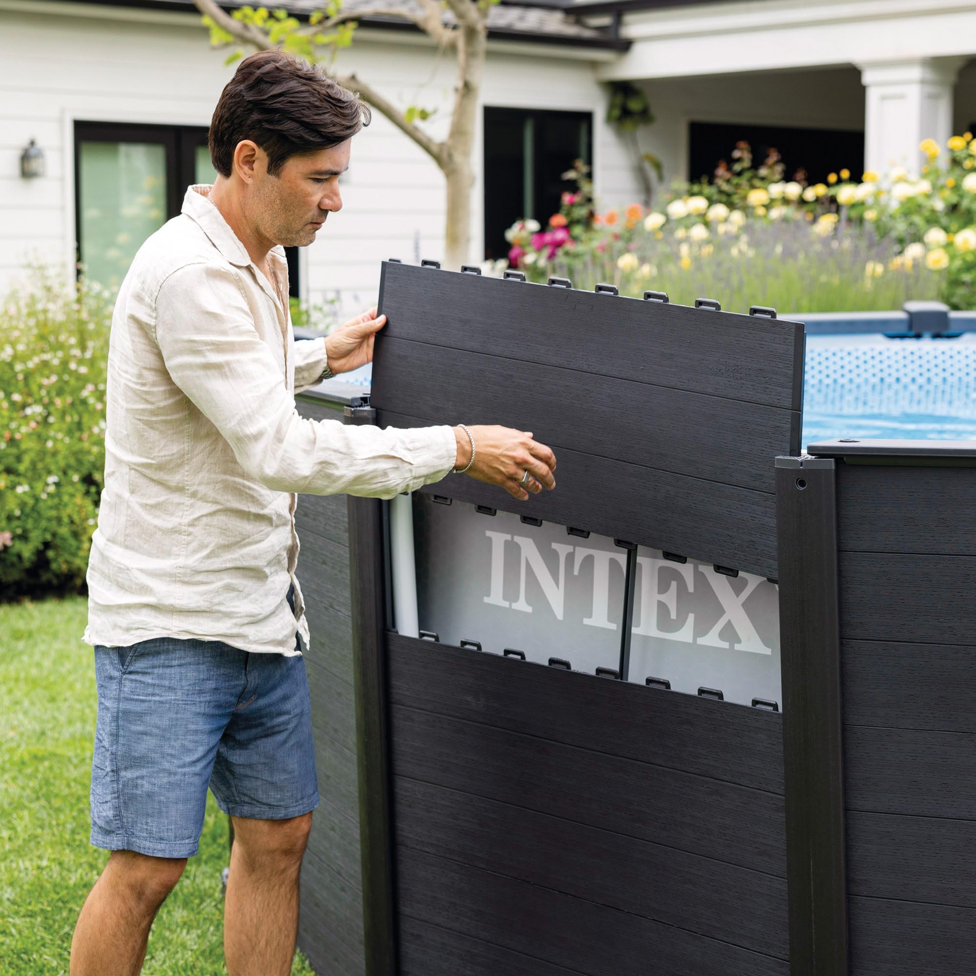 Intex 26384 Piscina Fuori Terra Graphite Panel, Grigio Grafite, Ø 478 x 124 cm, Sistema di Filtrazione a Sabbia e Scaletta Inclusi