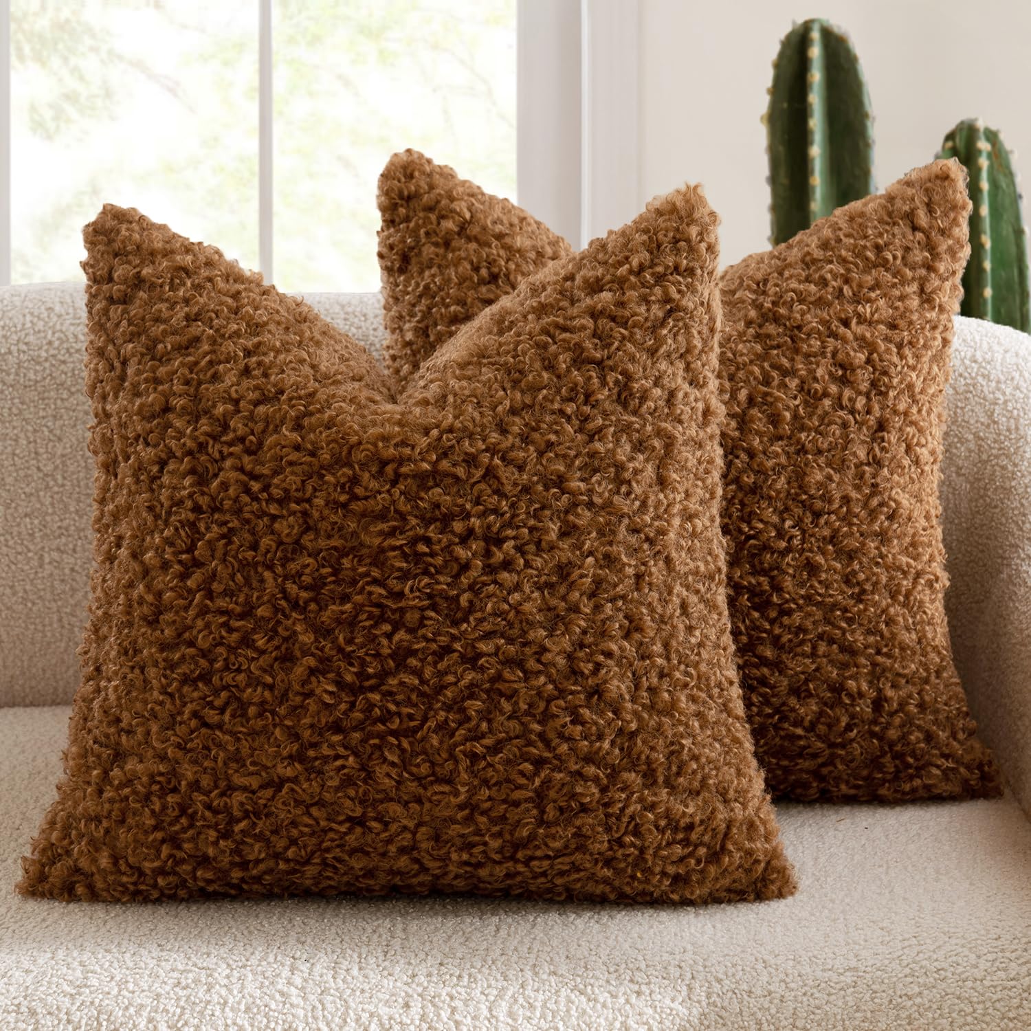 Amazon.com: MIULEE Decorative Faux Fur Pillow Covers Sherpa 18x18