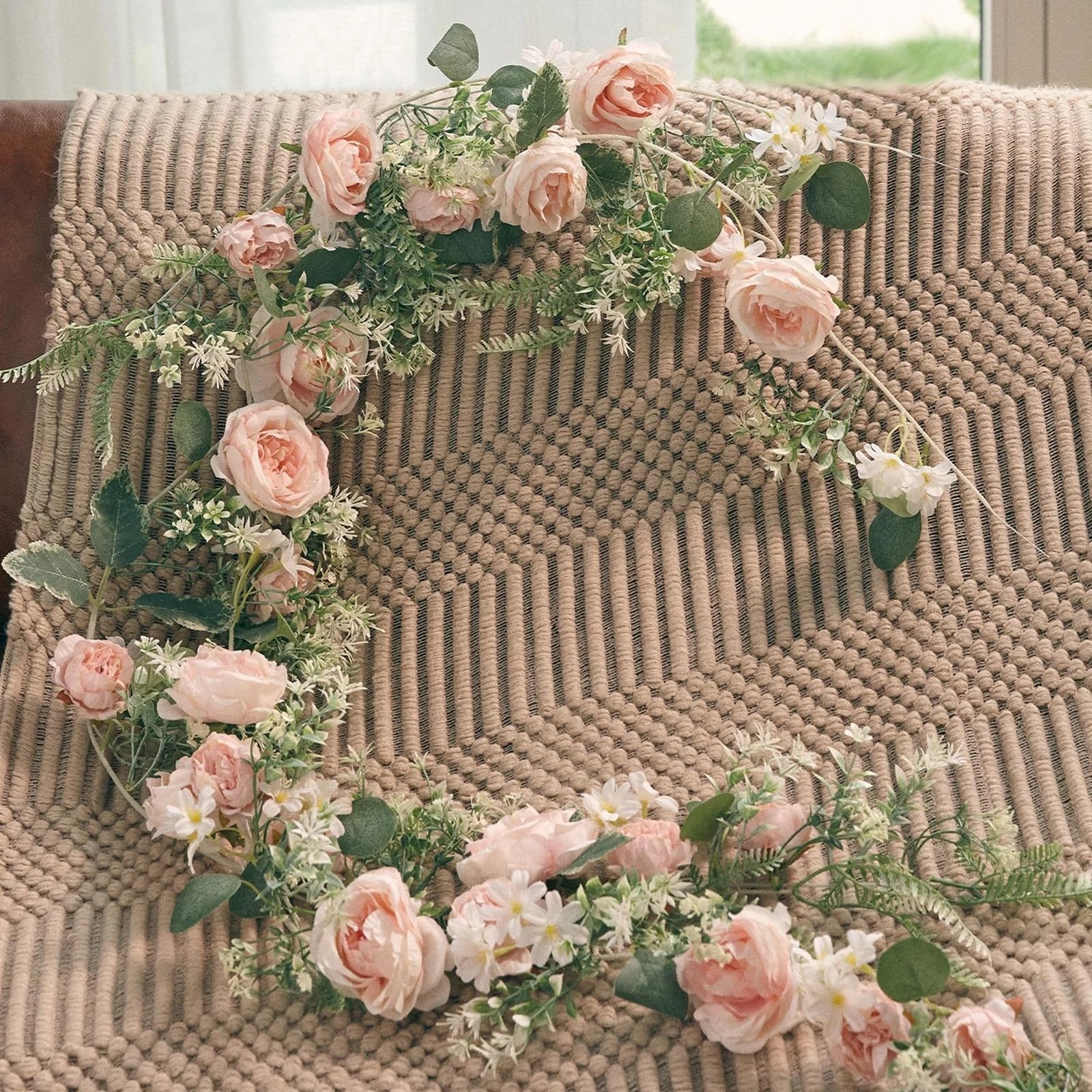 Blumengirlande 1,7 m Lange Seiden-Rosen-Pfingstrosen-Girlande, künstliche Blumen, Eukalyptusblätter, Ranken, Pflanzen for Hochzeitsbögen, Türen, Tischdekoration(1pc Luxury pink)