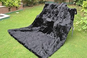 Amazon | 本物のラビットファーブラックブランケットラグ スロー