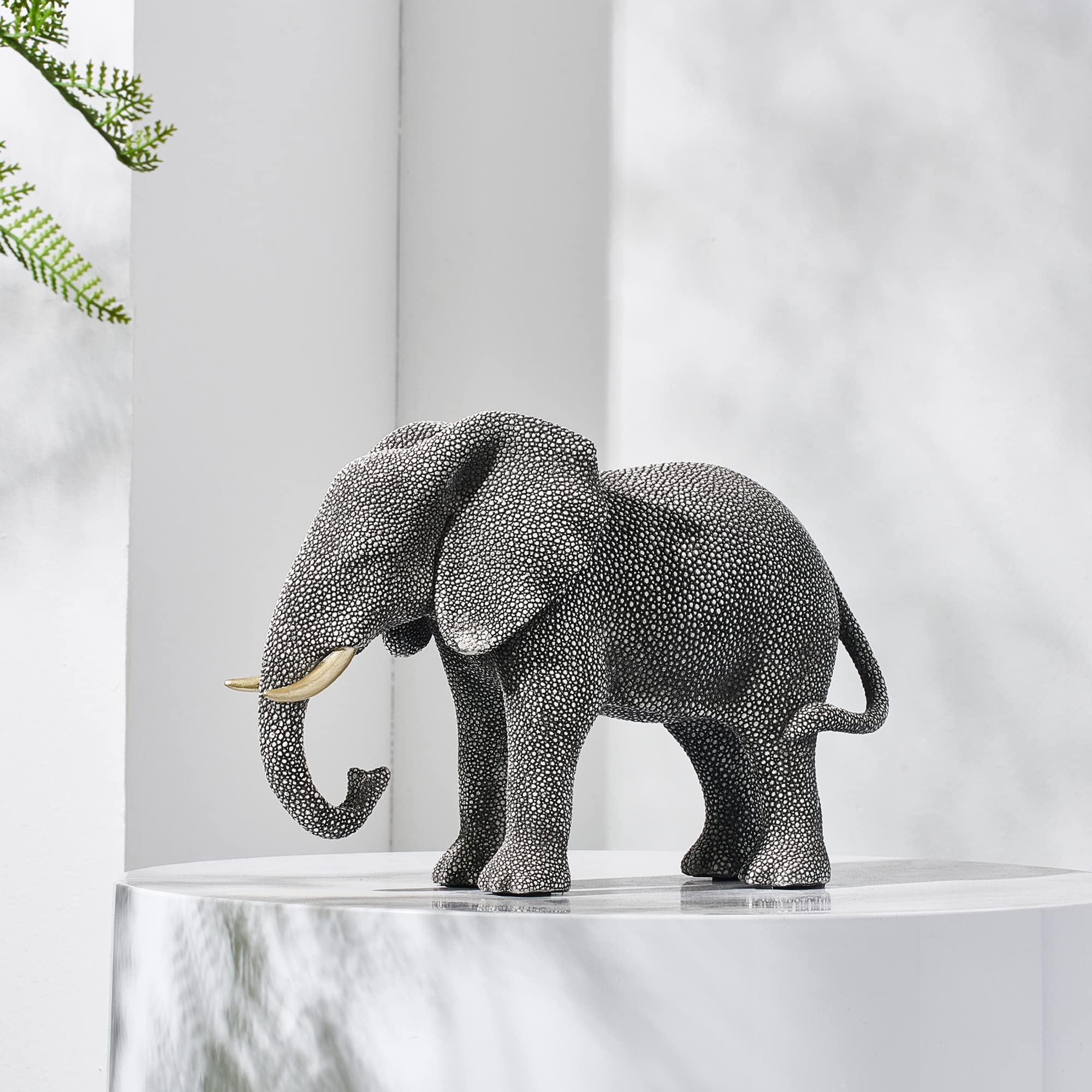 Amazon.co.jp: XINXAUN モダンホームデコ、象の像、幸運をもたらすゾウ