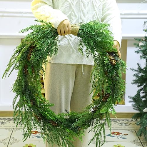 Miniatura 5 de Hotop Corona de Navidad artificial de 31 x 37 pulgadas con piñas de pino y yute para puerta delantera, corona de pino sintético, guirnalda de pino
