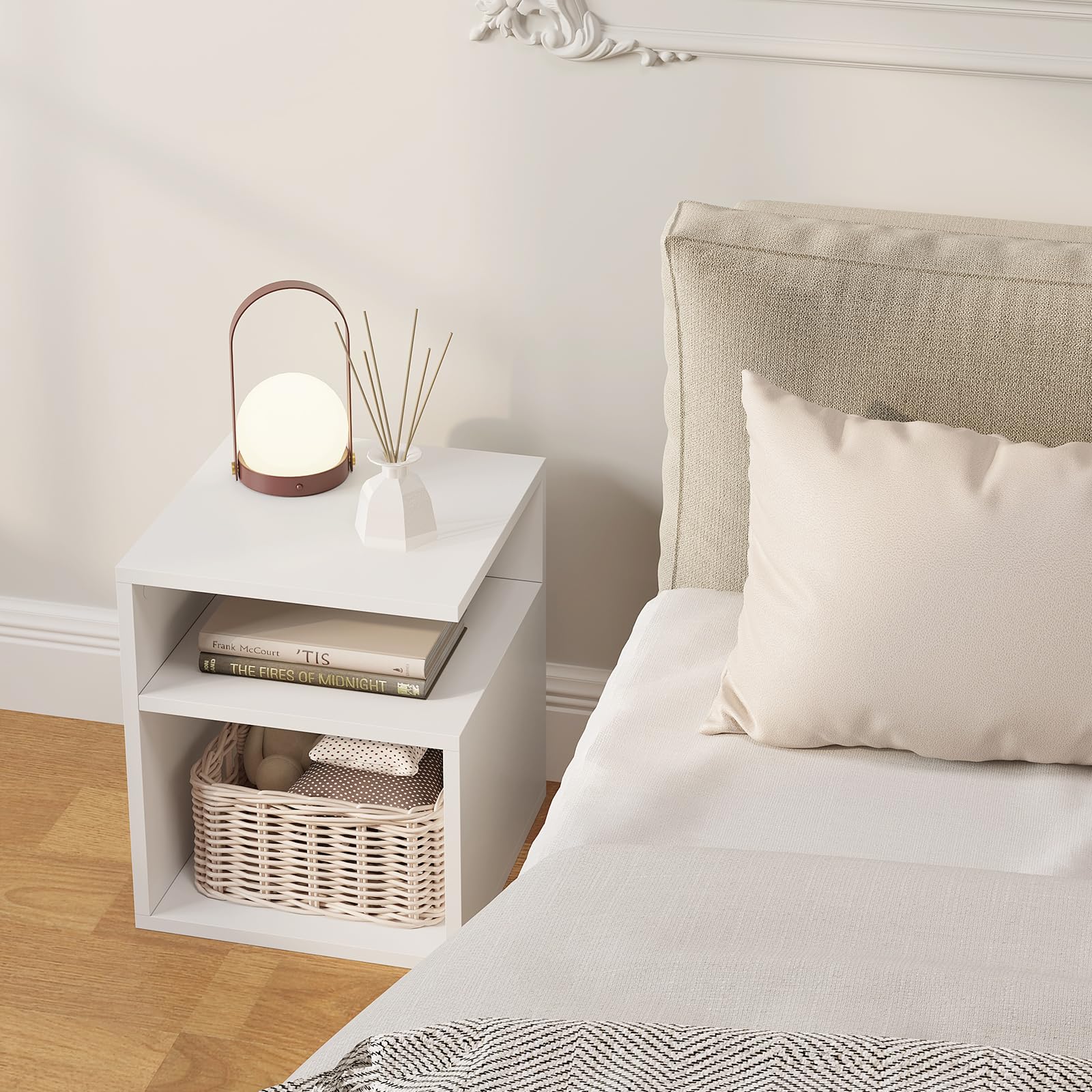 EUGAD Set di 2 Comodini a 3 Ripiani, Tavolini da Notte Bianchi Moderni per Camera da Letto, Mobili Salvaspazio, in Legno, 35x35x41,5 cm