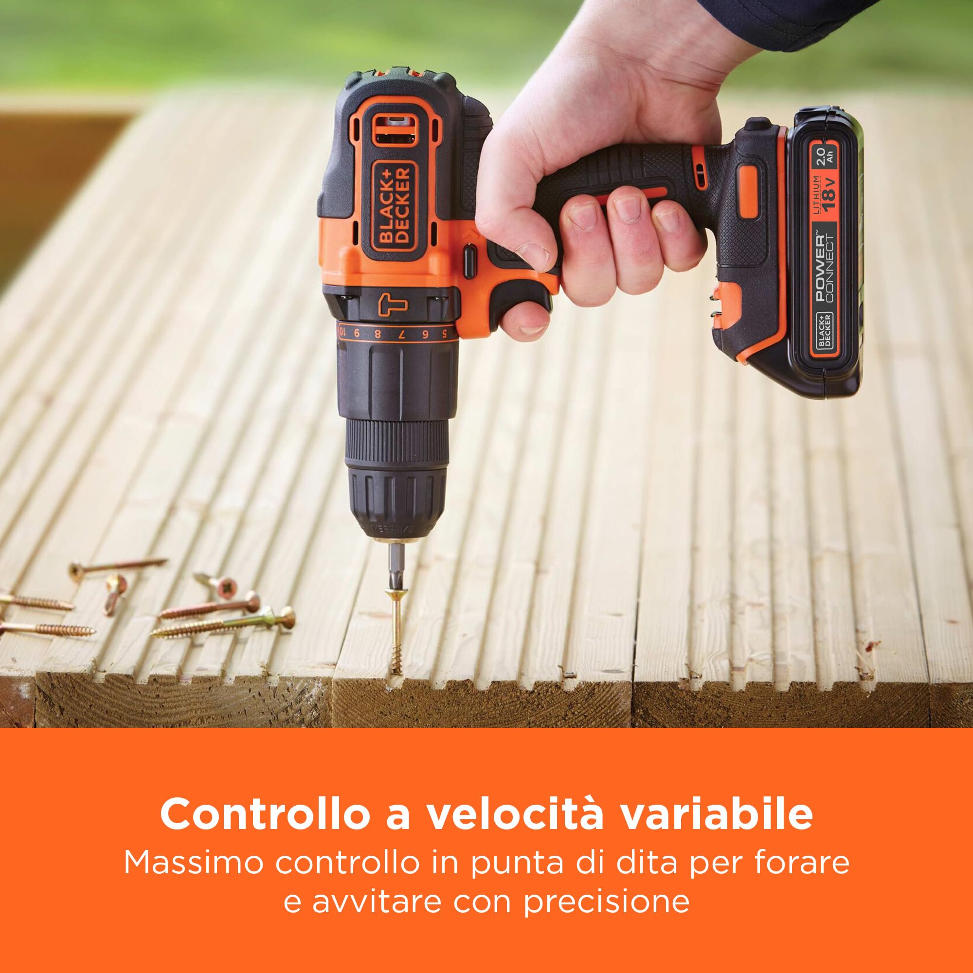 BLACK+DECKER Trapano a percussione da 18V, 2 batterie da 2Ah, caricabatterie da 400mA, 100 accessori, custodia, BDCHD18D2AB-QW