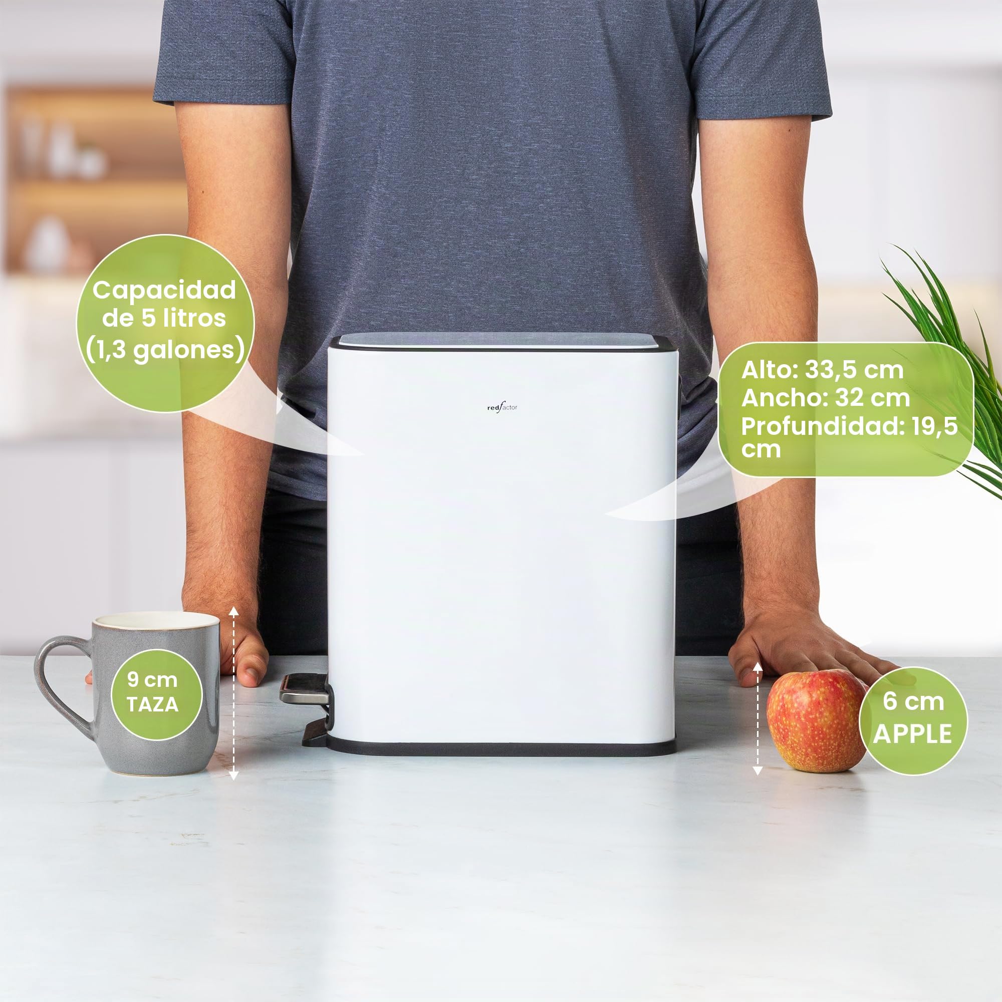 RED FACTOR Cubo de basura con pedal fino de 5 l, de acero inoxidable, tapa de cierre suave y cubo interior extraíble para baño, cocina u oficina (blanco metálico)