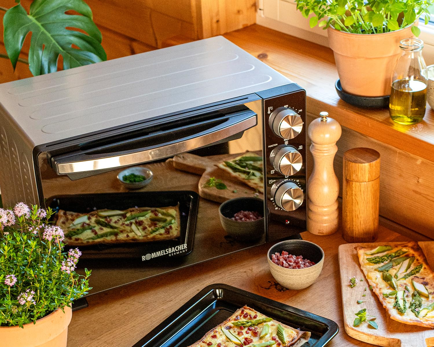 ROMMELSBACHER Back & Grill Piec BGS 1400 – energooszczędny i wydajny, pojemność 22 l, komora do pieczenia z powłoką zapobiegającą przywieraniu, 6 trybów ogrzewania, rożen obrotowy, zegar sterujący 60