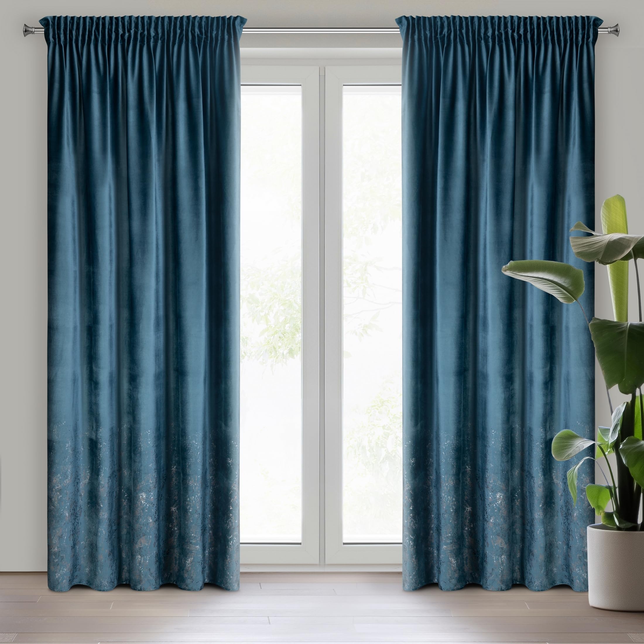 Eurofirany MIRELA - Tenda in velluto, con fettuccia arricciata, 1 pezzo, motivo dorato, oscurante, glamour, per soggiorno, camera da letto, 140 x 270 cm, azzurro