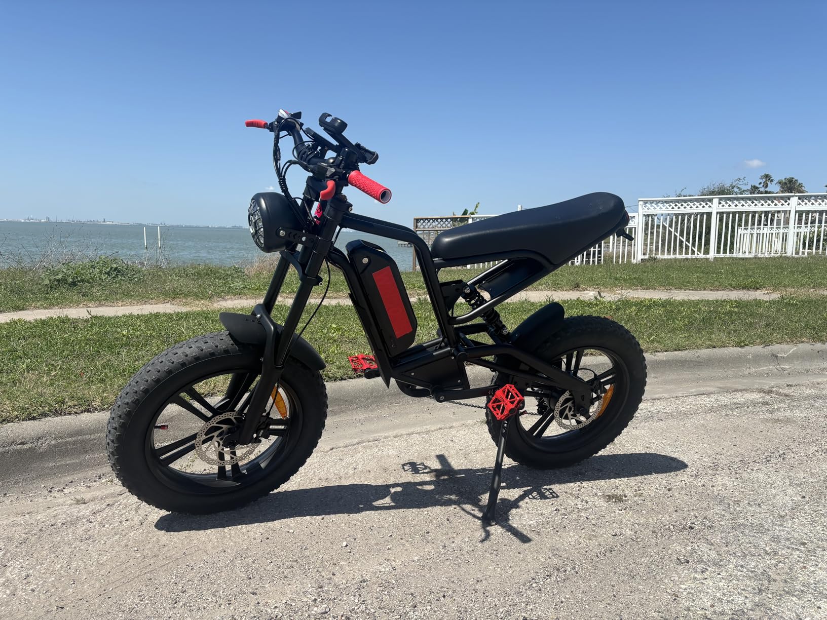 E2/K20 Electric Bike for Adults, 48V 13Ah/15Ah Battery, Up to 28 MPH & 46.6/60 Miles (PAS), 750/1000W Peak Ebike with All-Terrain 20"/26'' Fat Tires, UL Certified, Moped E-Bike photo review