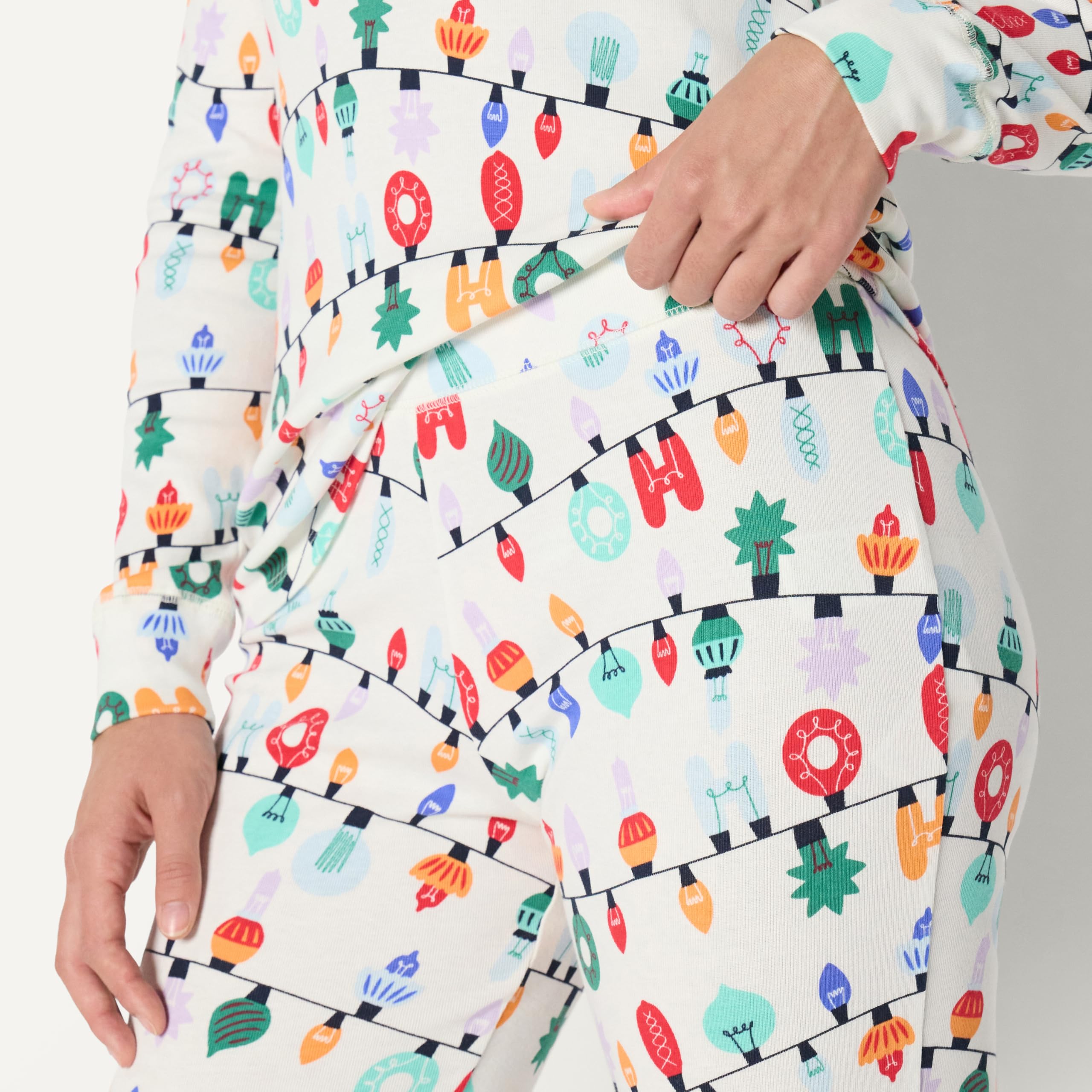 Amazon Essentials Completi Coordinati di Pigiami Natalizi per La Famiglia