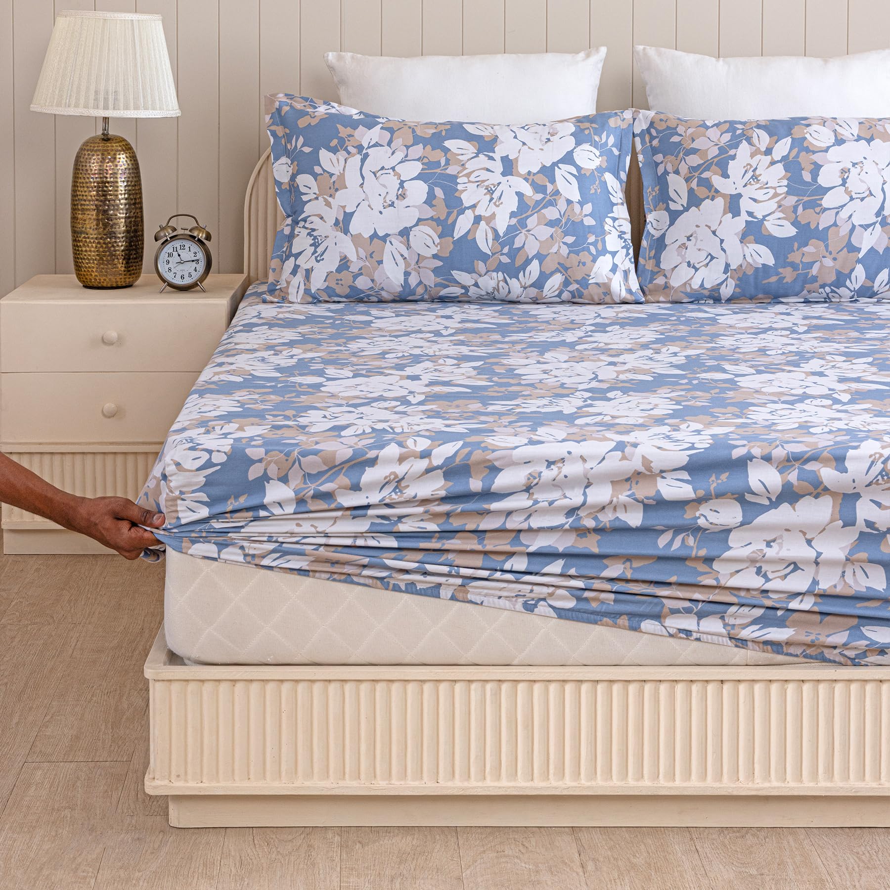 HOMEMONDE 210 TC Premium Cotton Fitted Bedsheet for King Size Bed – Blossom Haze Design – Soft & Durable with 2 Matching Pillow Covers (84 x 78 Inch)-picture-37