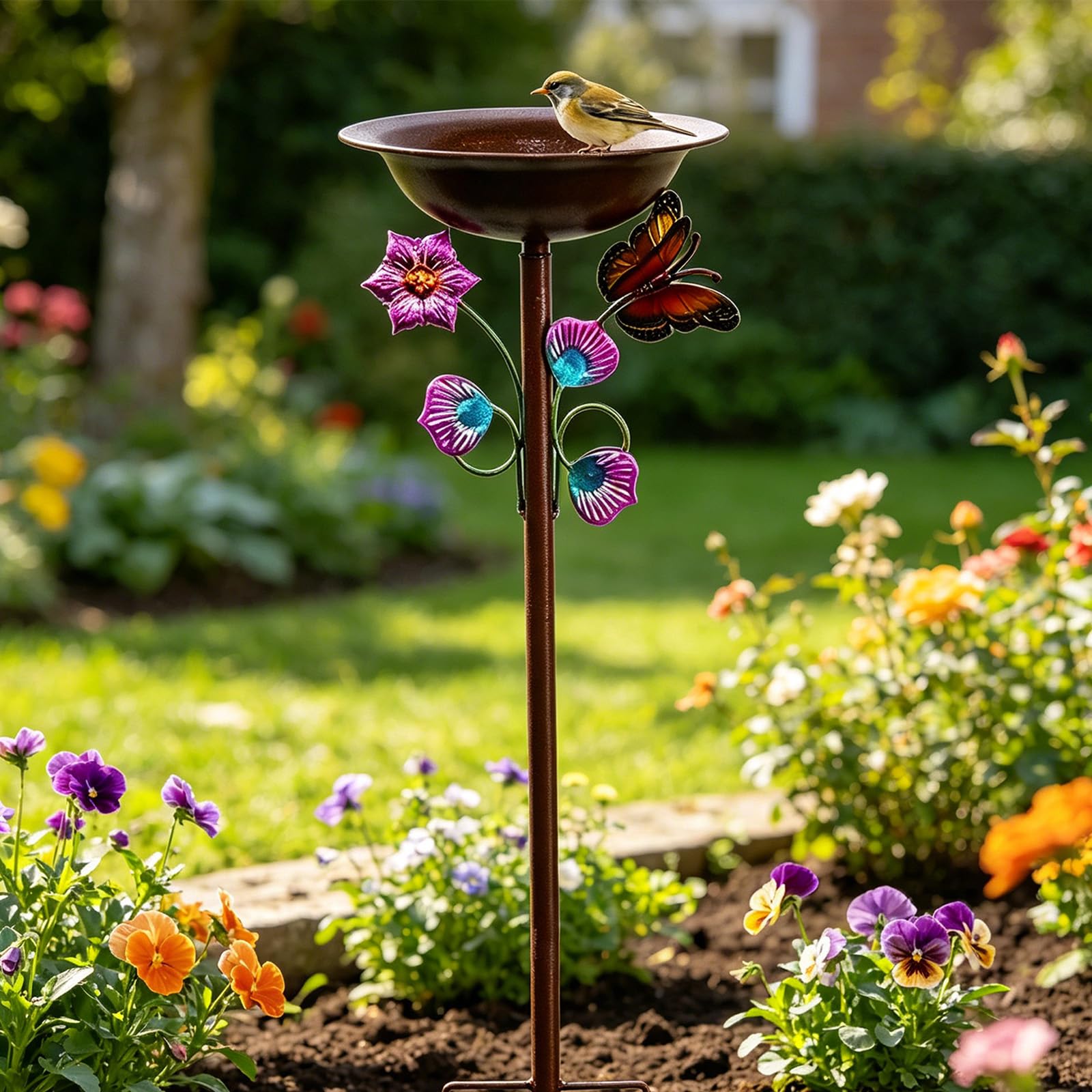 MURYE Vasca decorativa per uccelli in ferro montata a terra e stazione di alimentazione Vasca per uccelli autoportante per uccelli per cortile Wildlife Iron Bird Bath