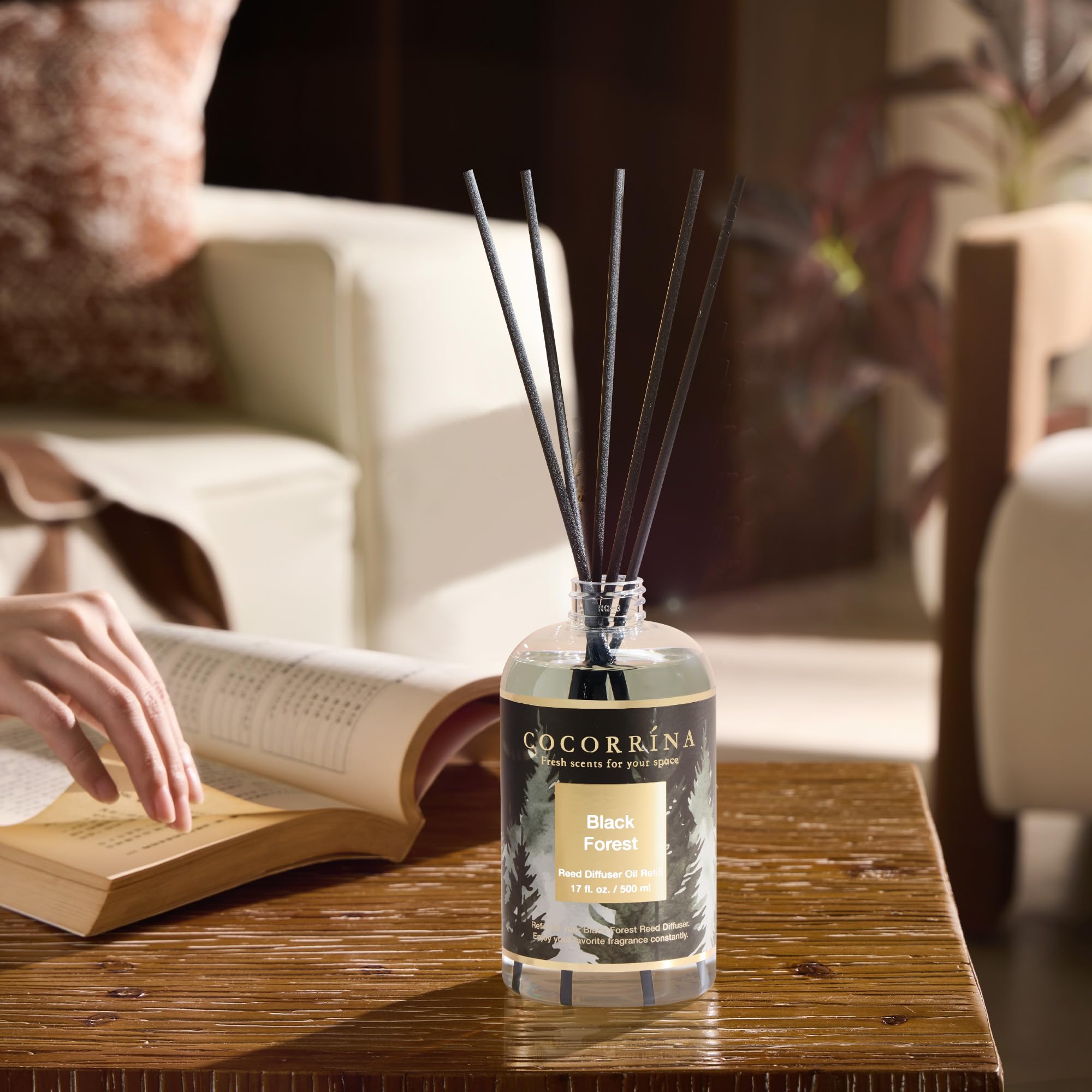 COCORRÍNA Ricarica Diffusore Ambiente 500ml con 8 Bastoncini, Black Forest, Profumo Lungo Durata con Oli Essenziali Naturali, Camera da Letto e Bagno