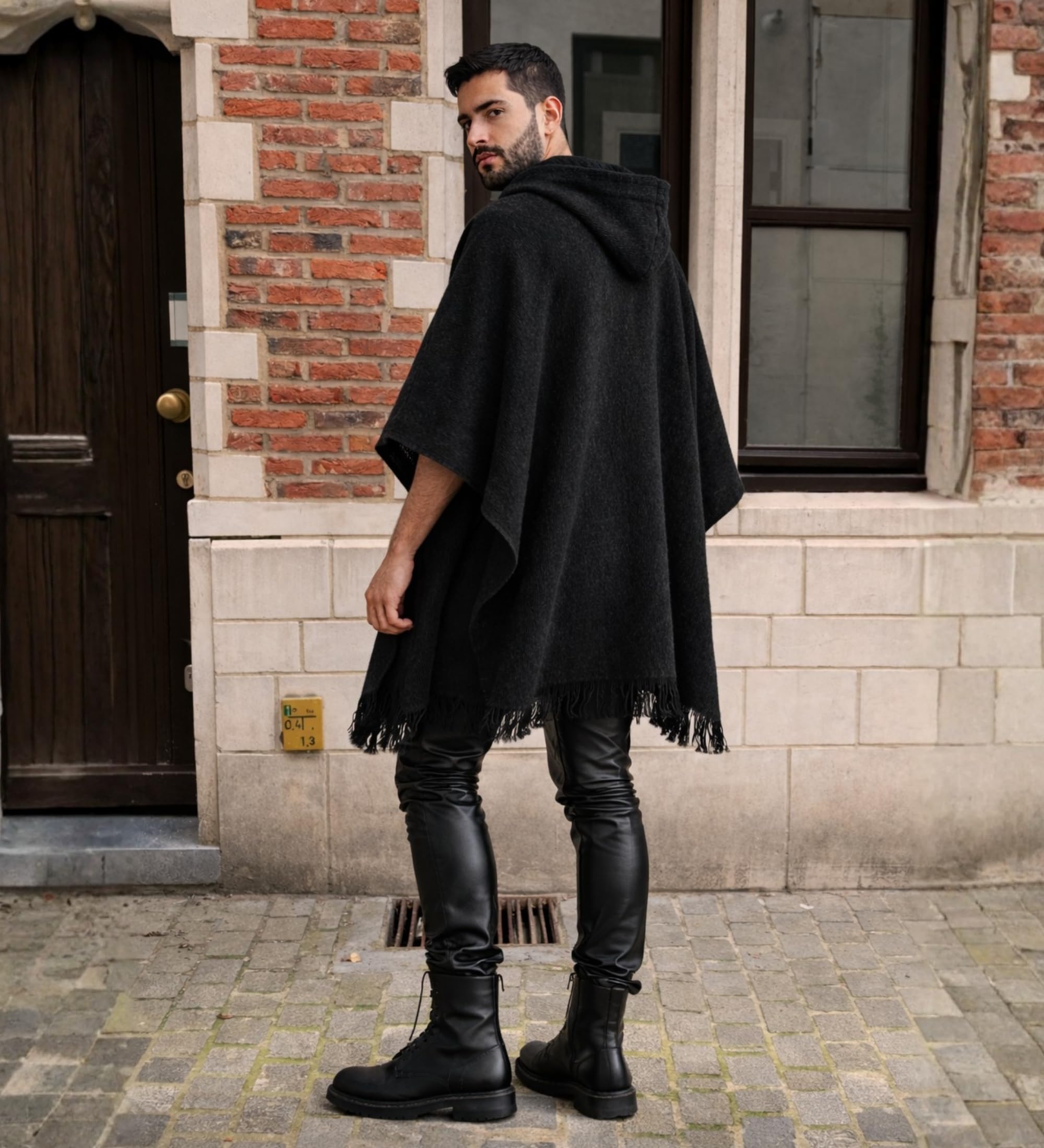 Gamboa Alpaca Poncho Hombre con Capucha Estilo Mexicano Lana Otoño Invierno Negro