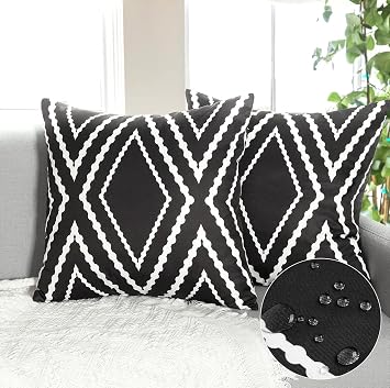 Dremisland Outdoor Waterproof Throw Pillow Covers Set of 2 Black and White Geometric Pillowcases Boho Farmhouse Aztec Cushion Covers Decorative Garden Cushions for Home Bed Patio Couch Sofa