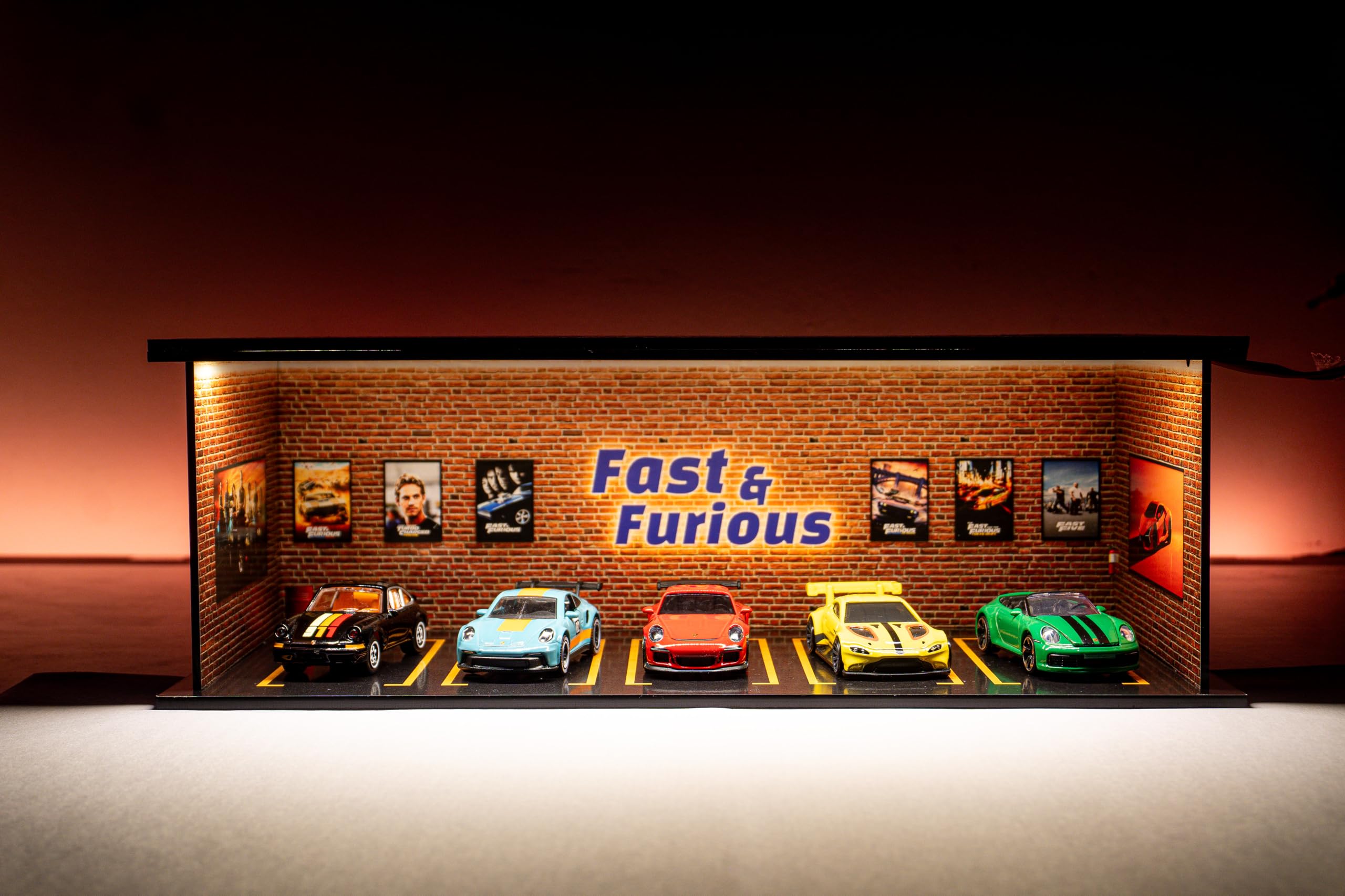 Garage64 Fast and Furious Garage 1:64 Acrylic Display Garage with