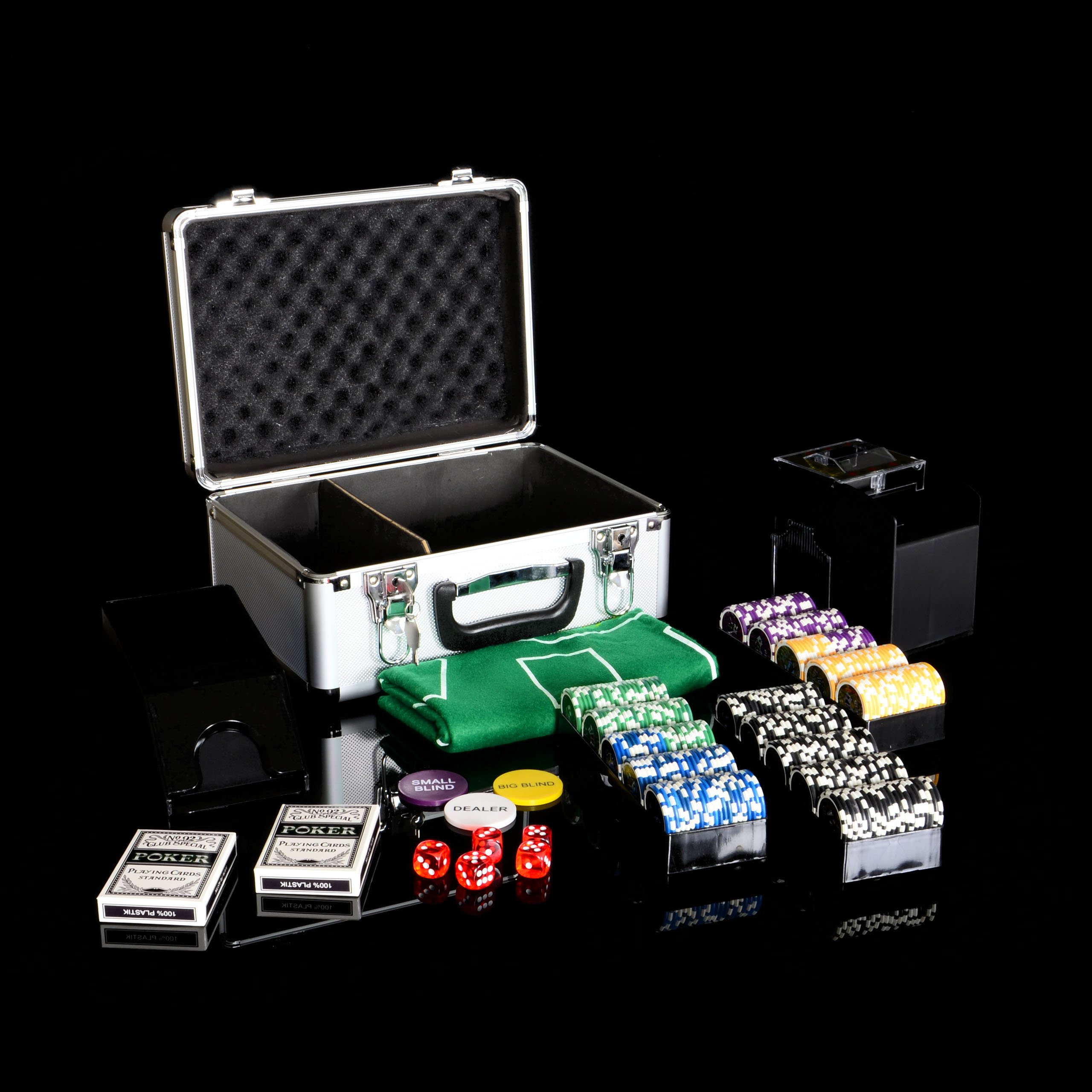 Nexos Trading Pokerkoffer Deluxe Pokerset mit 300 Ocean Champion Chips mit viel Zubehör Kartenmischer Kunststoffkarten Kartengeber Spielmatte Poker-Komplettset Black Jack Texas Holdem