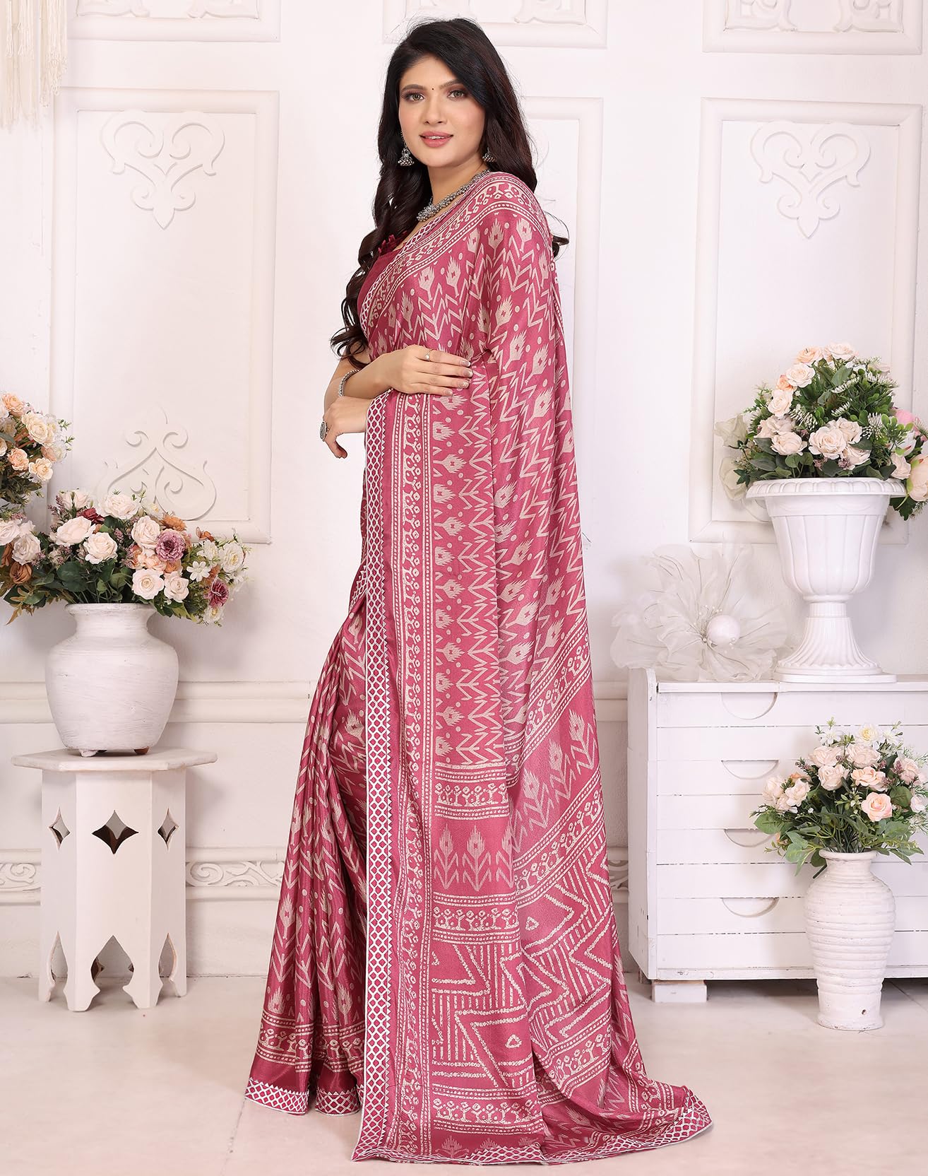 Yashika Damen Tussar Seide mit Spitze Bedruckter Sari Sari Sari mit Bluse | Sari für Frauen | Sari | Neuer Sari | Neuer Sari | Neuer Sari