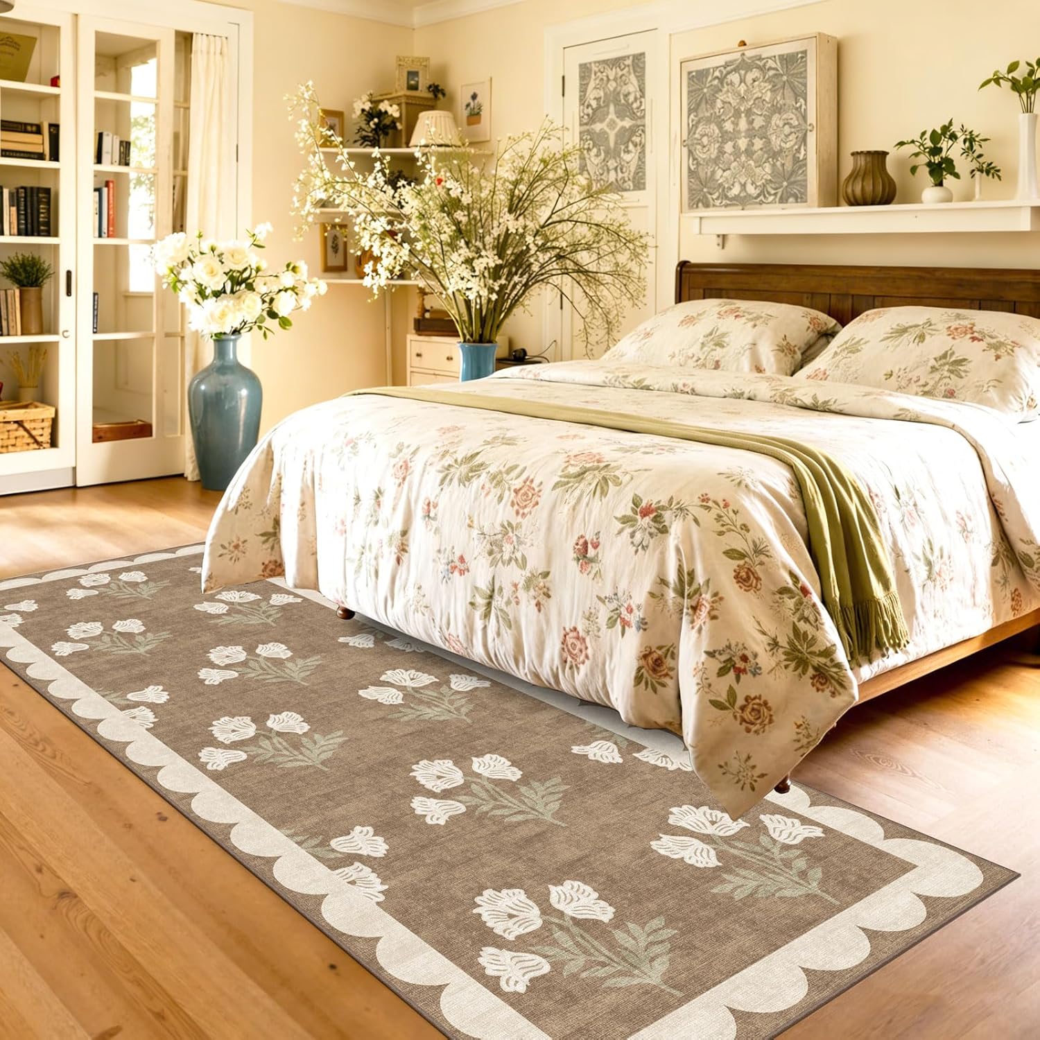 Non Slip Washable Kitchen Runner Rug - 2x6 Tan Floral Hallway Runner Rugs Soft Boho Runners for Hallways Vintage Farmhouse Scalloped Laundry Room Rug Floor Rugs for Bedroom Entryway Bathroom