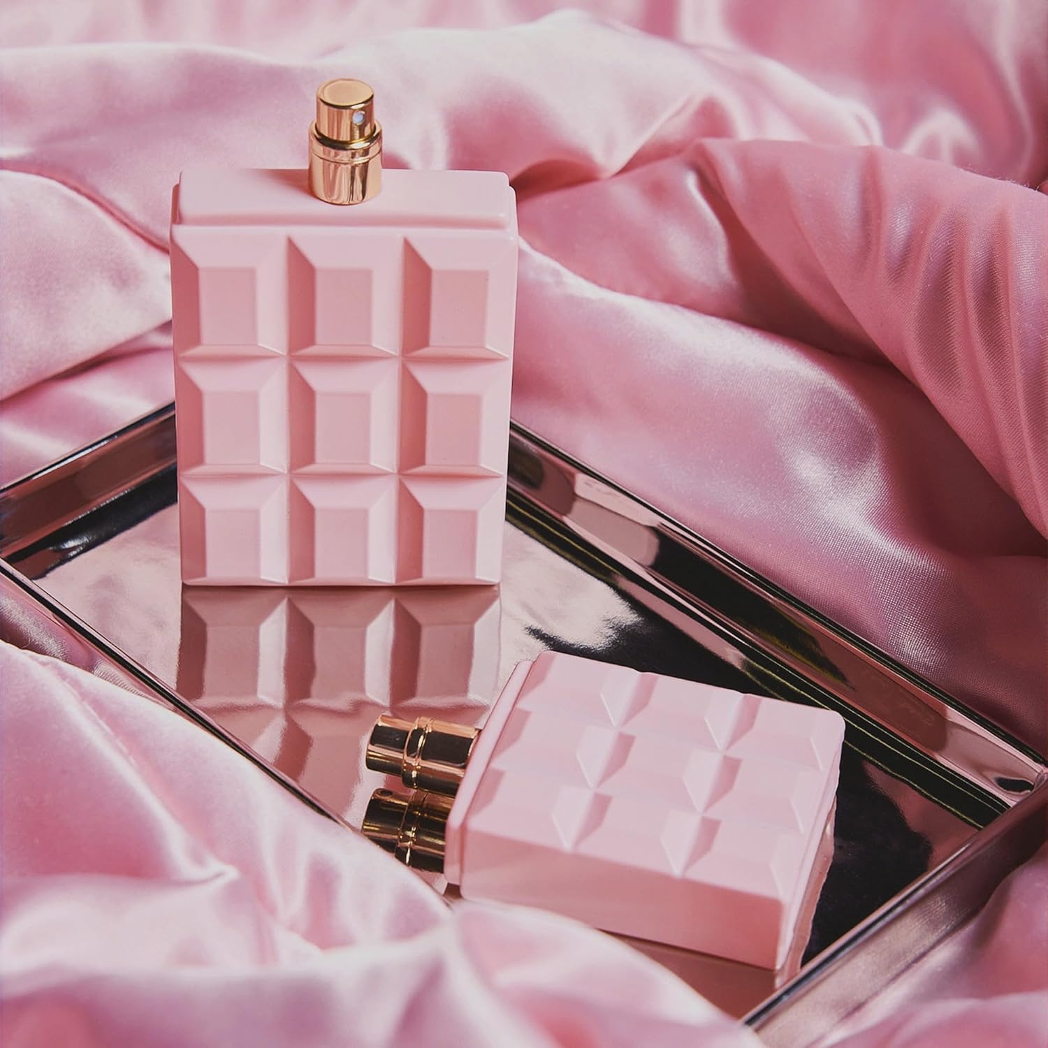 Sweet Tooth Body Spray For Women, 8oz, Top: Sparkling Bergamot, Candied Ginger, Chocolate Marshmallow, Heart: Jasmine Petals, Coconut Milk, Madagascar Vanilla - Image 3