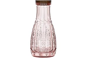 elle decor's Leak-Proof Glass Carafe with a Touch of Nature
