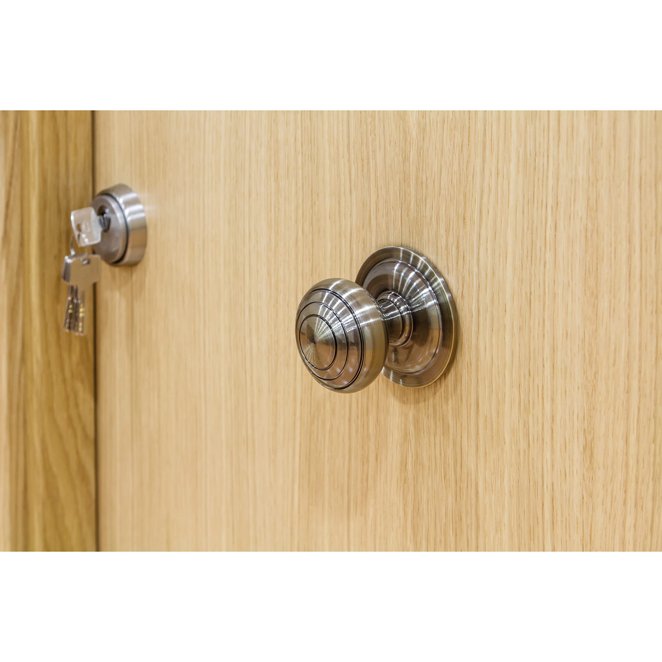Amig - Pomo Mod 14 Plateado Redondo de Latón Macizo con Acabado Cromado Mate para Puertas Exteriores de Entrada - Diámetro Tirador Ø61 mm · Altura 72,5 mm - Incluye Tuerca de Fijación