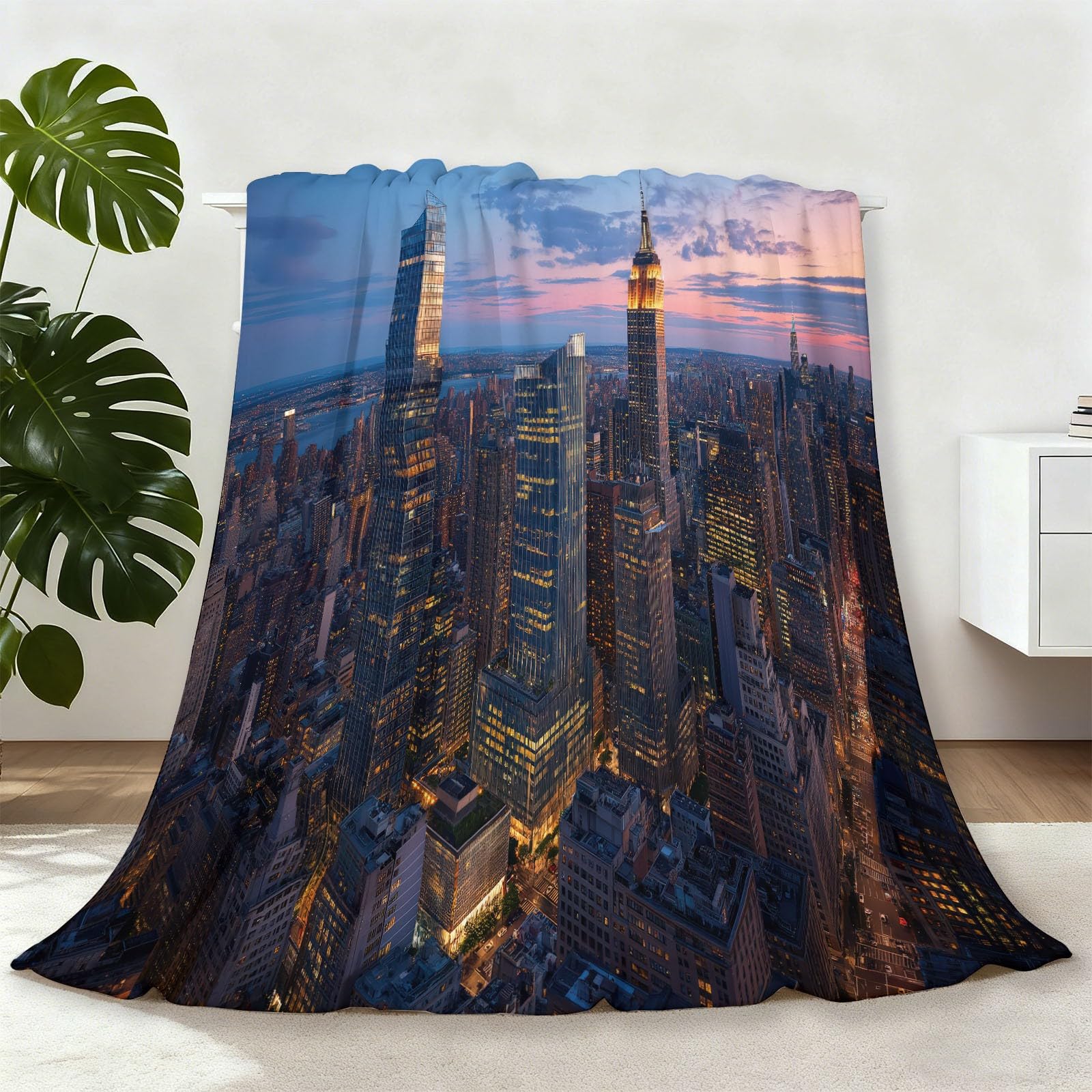 Couverture en flanelle douce pour la sieste et les soirées cocooning sur le canapé maison