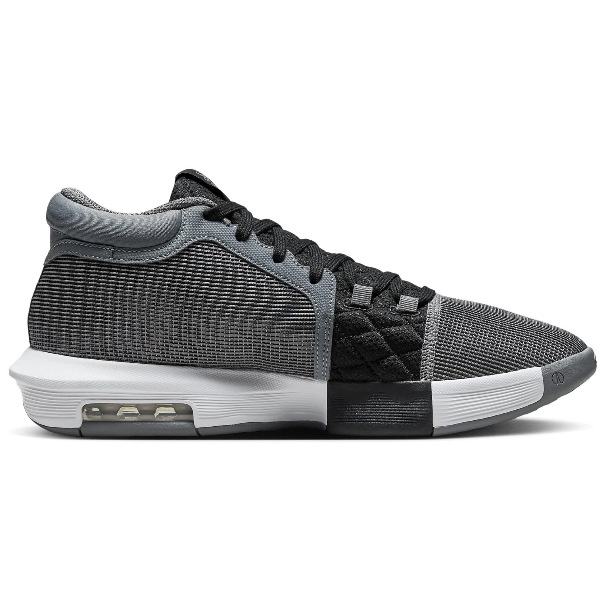 Nike Lebron Witness VIII Basketball ShoeUomo