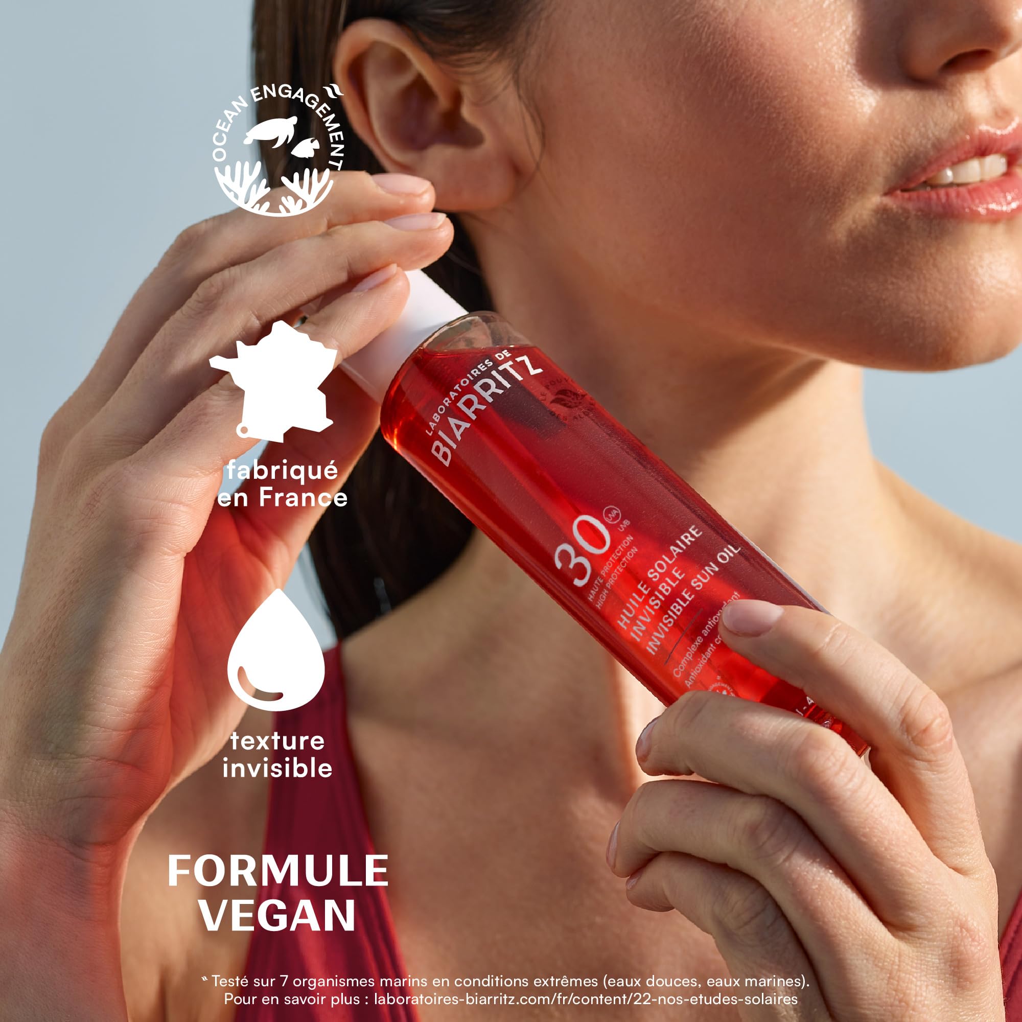 Laboratoires de Biarritz - Huile Solaire Satinée SPF30 - Texture Invisible - Visage, Corps & Cheveux - Parfum 100% d’Origine Naturelle - Protège & Sublime la Peau - 125 ml - Fabriquée en France