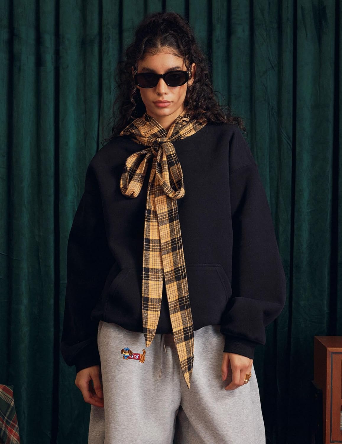 Aelfric Eden Plaid Bow Pullover Hoodie Women Men Sweatshirt Hooded Oversized Casual Streetwear Loose Y2K Unisex Hoodies Tops