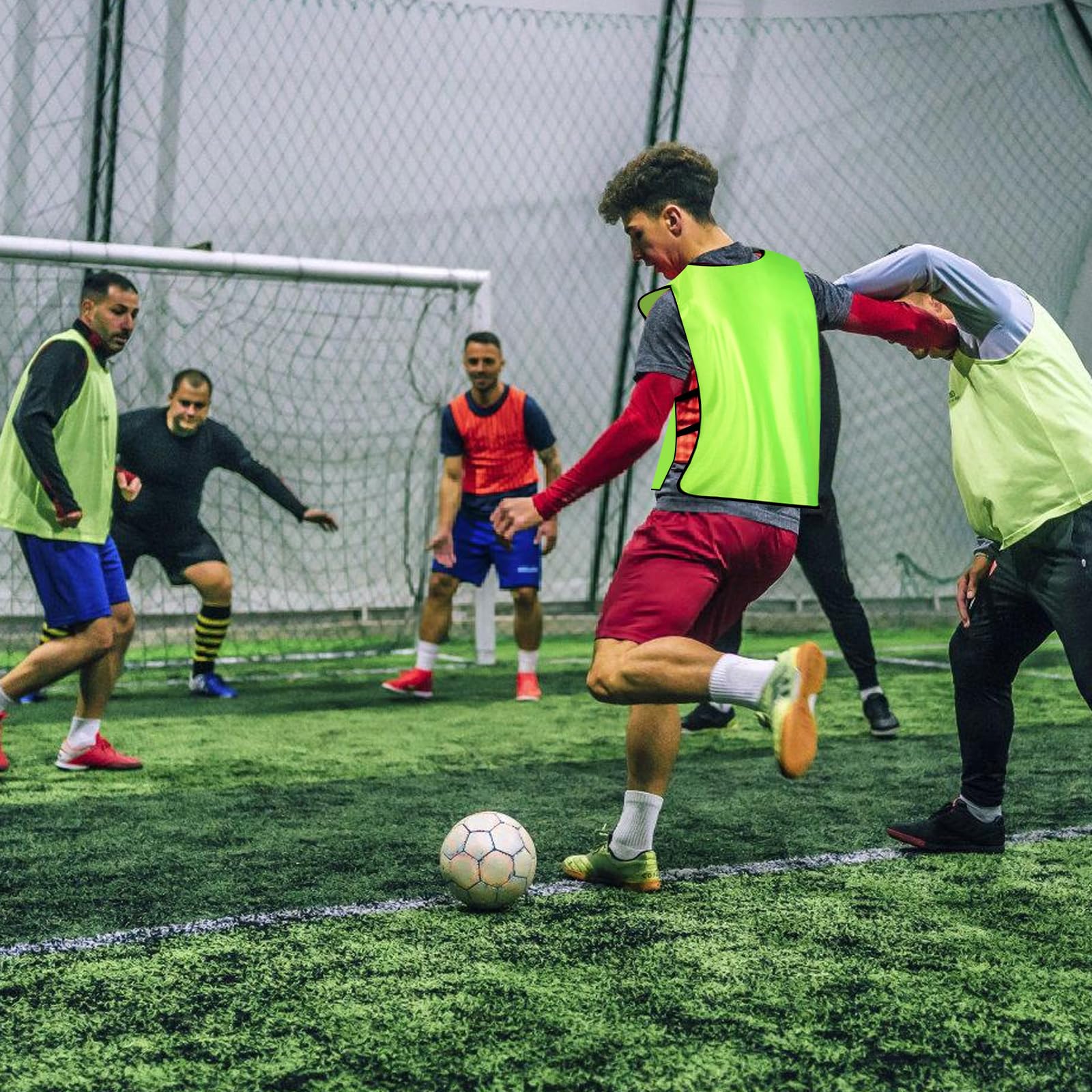 PORFOYO Calcio, 12 Pezzi Casacche, Pettorina, Riutilizzabile, Bavaglini, Gilet Da Allenamento, Formazione (Verde, Allenamento)