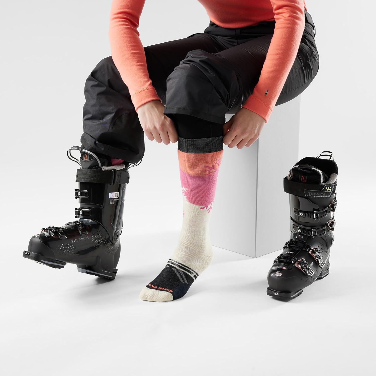 Smartwool Women's Ski Full Cushion Snowpocalypse Pattern Over the Calf Socks