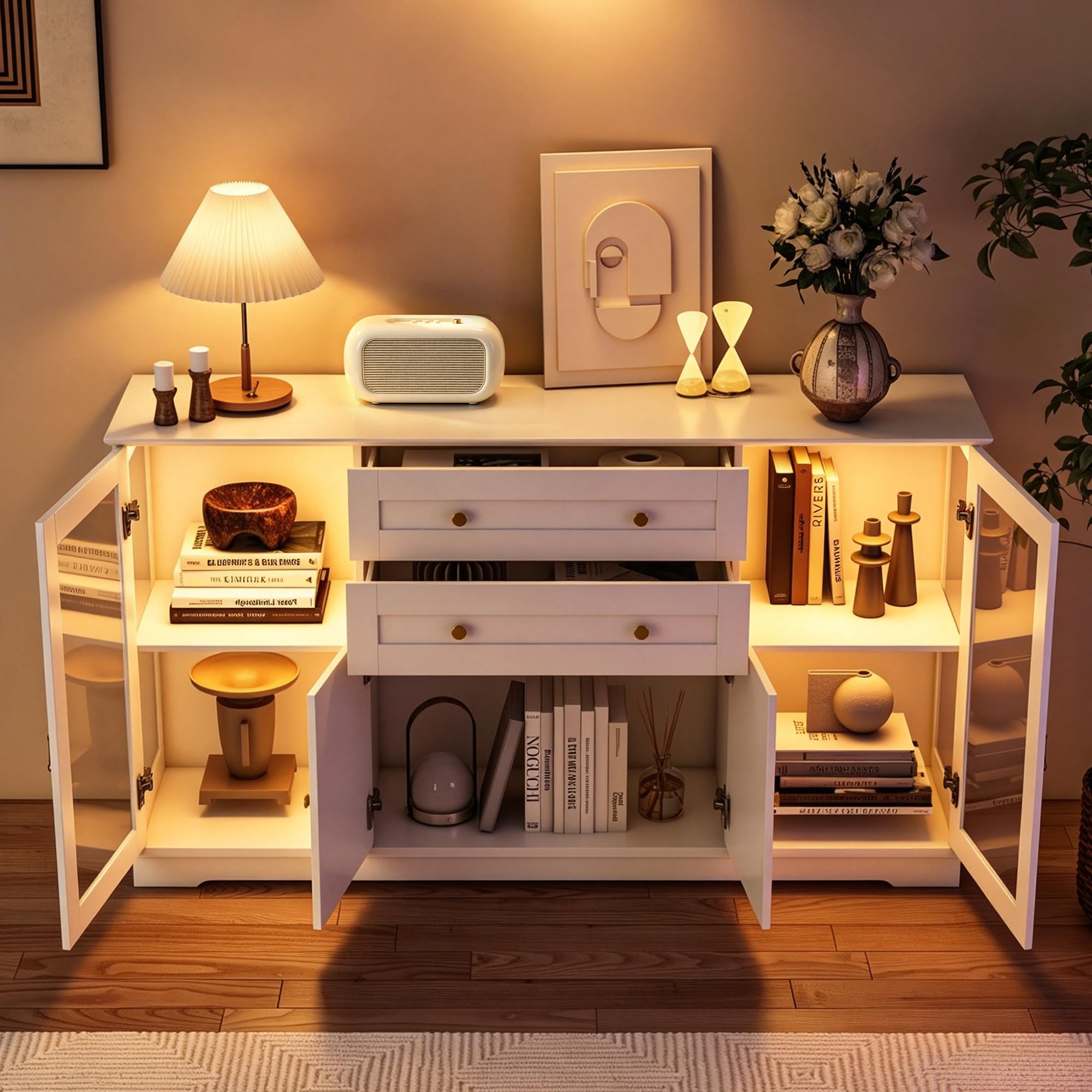 Sideboard mit RGB LED Beleuchtung 7 Dynamische Farben Fernbedienung, Breite Kommode 140cm Verstellbare Böden Metallgriffe, Vitrine 6 Ebenen Stauraum, Esszimmer Wohnzimmer, 40x140x86cm, Weiß