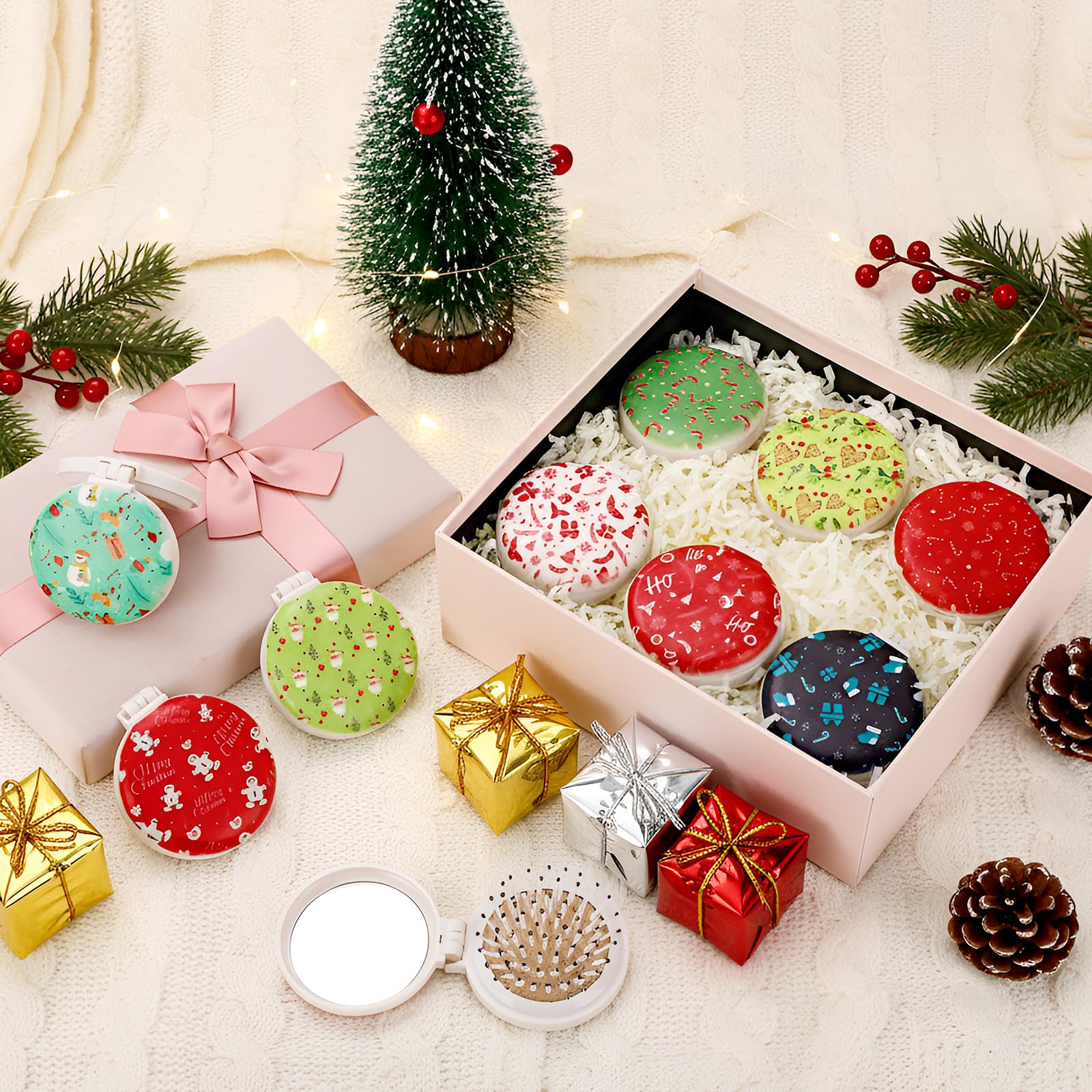 Thyle 12 cepillos de Navidad con espejo, mini cepillo desenredante plegable, regalo para Navidad, mini cepillos de pelo de viaje, accesorios para niñas, regalos de vacaciones, rellenos de calcetines