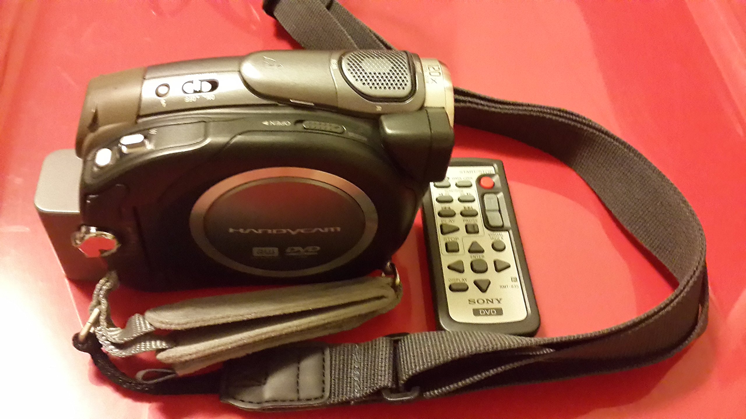 Sony DCR-DVD403 3MP DVD Handycam Camcorder w/10x Optical