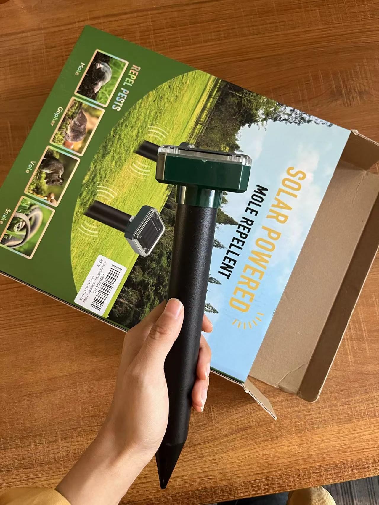 Mole Repellent for Lawns 8 Pack, Solar Powered Mole Repeller Ultrasonic Gopher Repellent, Outdoor Waterproof Vole Vibration Stakes,Sonic Gopher Deterrent Yard for Rodent Groundhog Snake Chipmunk-image-5
