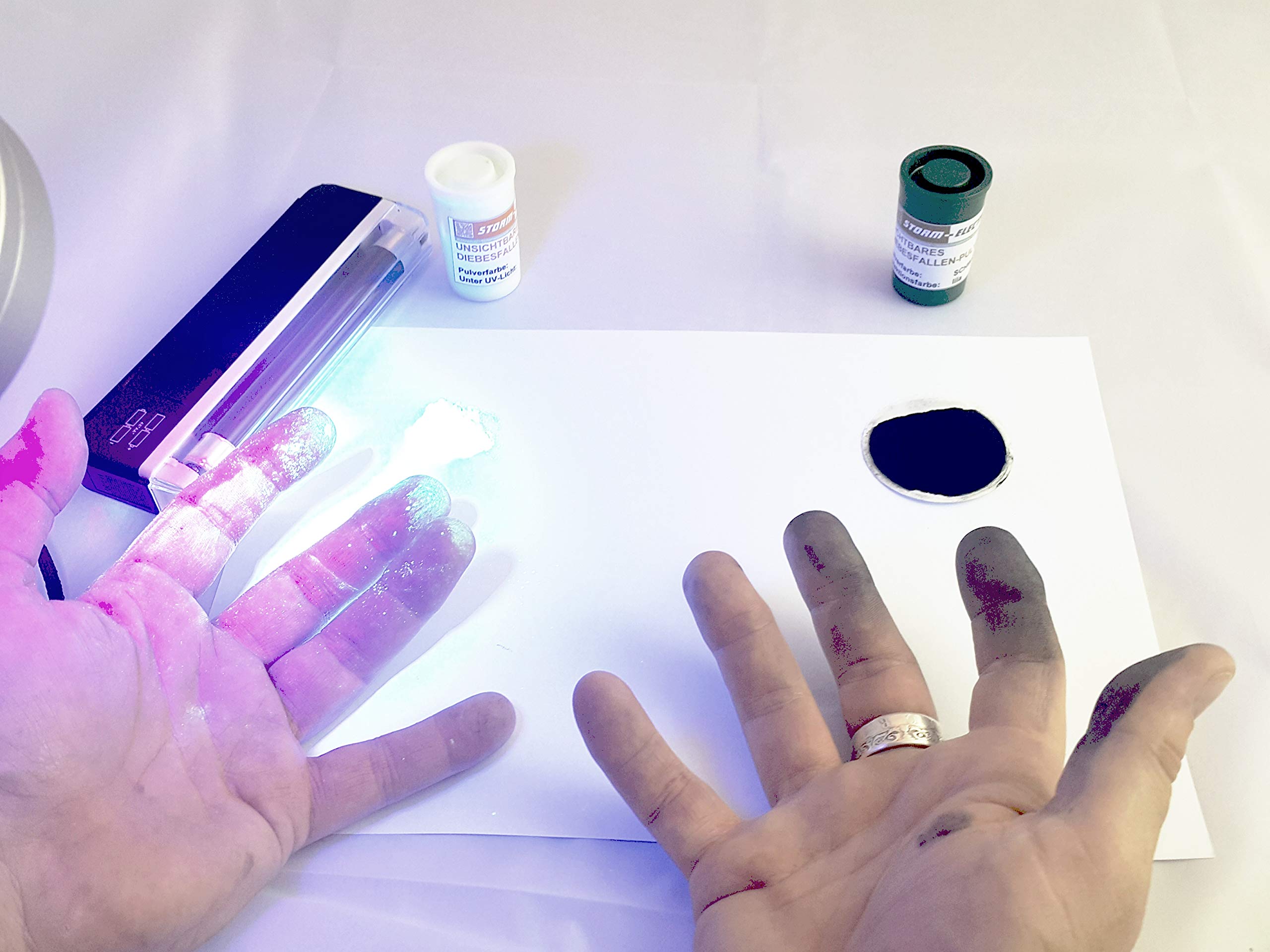 Diebesfallen Universal-Set. Gegenstände mit forensischem Pulver markieren, Diebe sofort oder diskret mit mitgeliefertem UV-Licht überführen. BONUS inklusive: Markierungsstift.