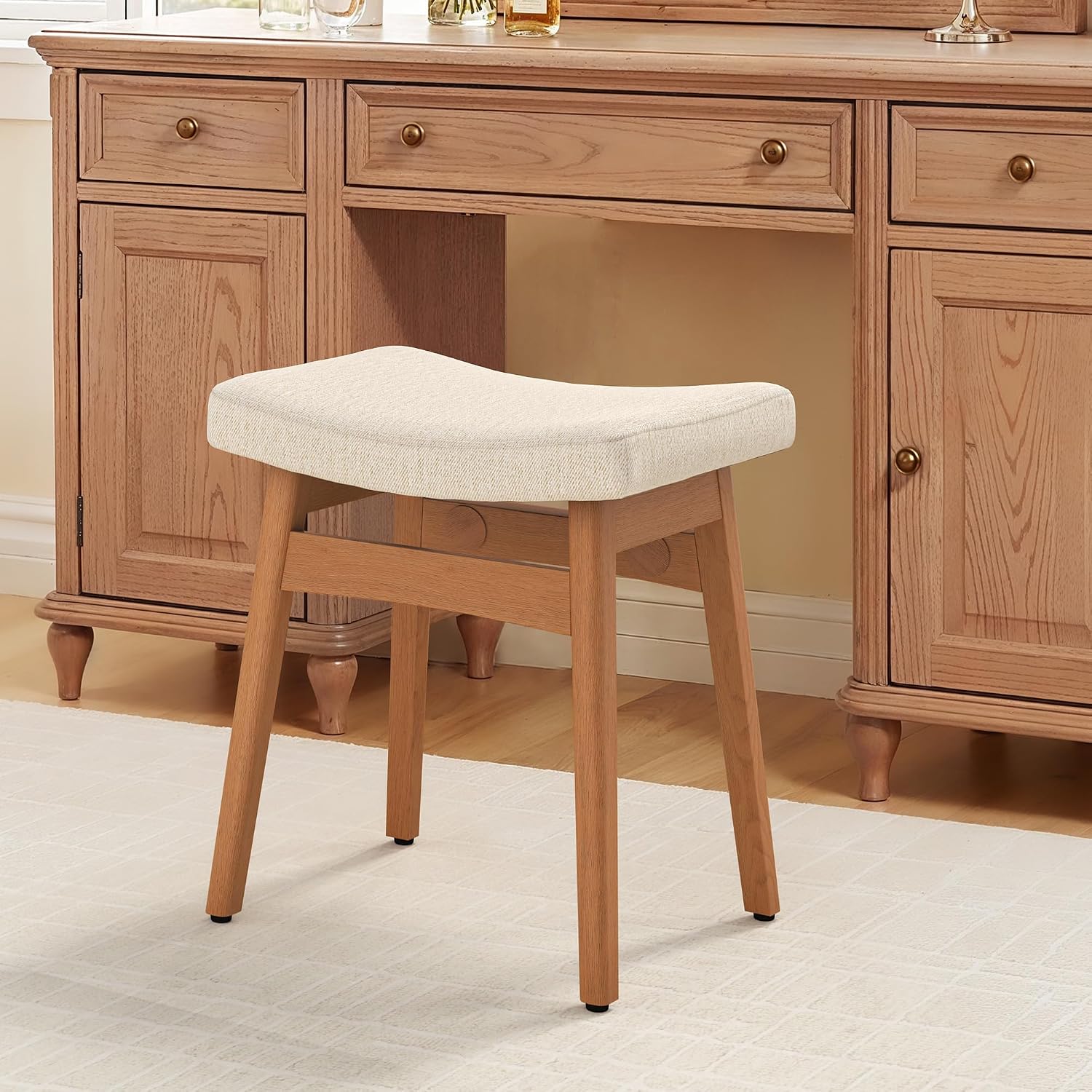 LUE BONA Solid Wood Vanity Bench Stool, 17.3" H Ergonomic Saddle Stool, 2'' Sick Upholstered Vanity Chair for Makeup Room, Bedroom & Bathroom, 300lbs, Linen