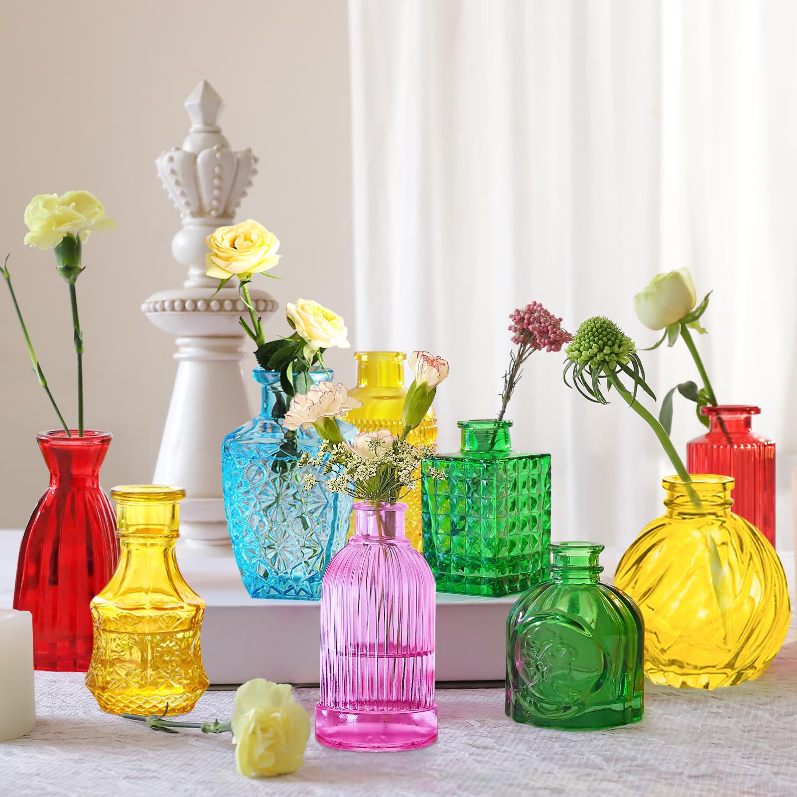 KOIUEYW Mini-Blumenvasen aus farbigem Kristallglas, Vintage-Stil, für Blumen, Tischdekoration, Hochzeiten, Wohndekoration und Partys, 24er-Set