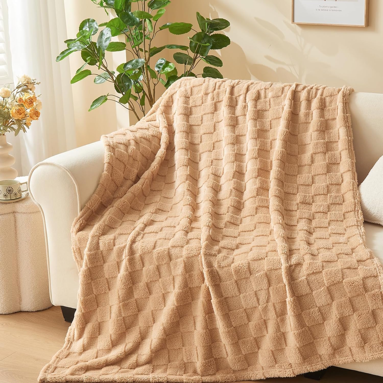 Wajade Fleece Throw Blanket, Fluffy Faux Fur Blanket for Bed Sofa Couch Soft Cosy Warm Thick Blanket,Checkered Linen 127x178 - Image 3